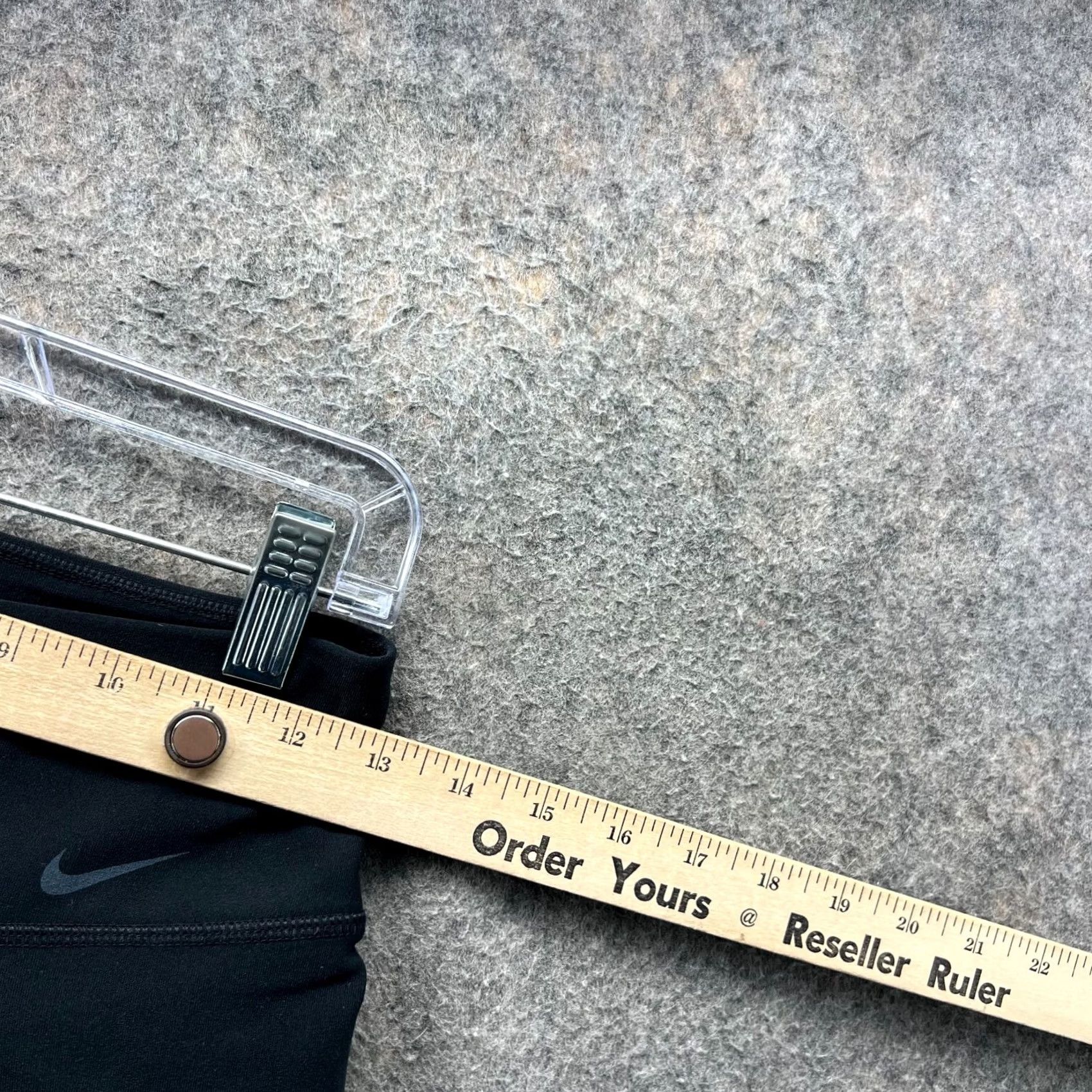 Nike Nike Leggings Womens XS Black Dri-FIT High Waist Capri Athletic Activewear Capri Pants Womens XS Black Nike Leggings Size 26" / US 2 / IT 38 - 6 Thumbnail