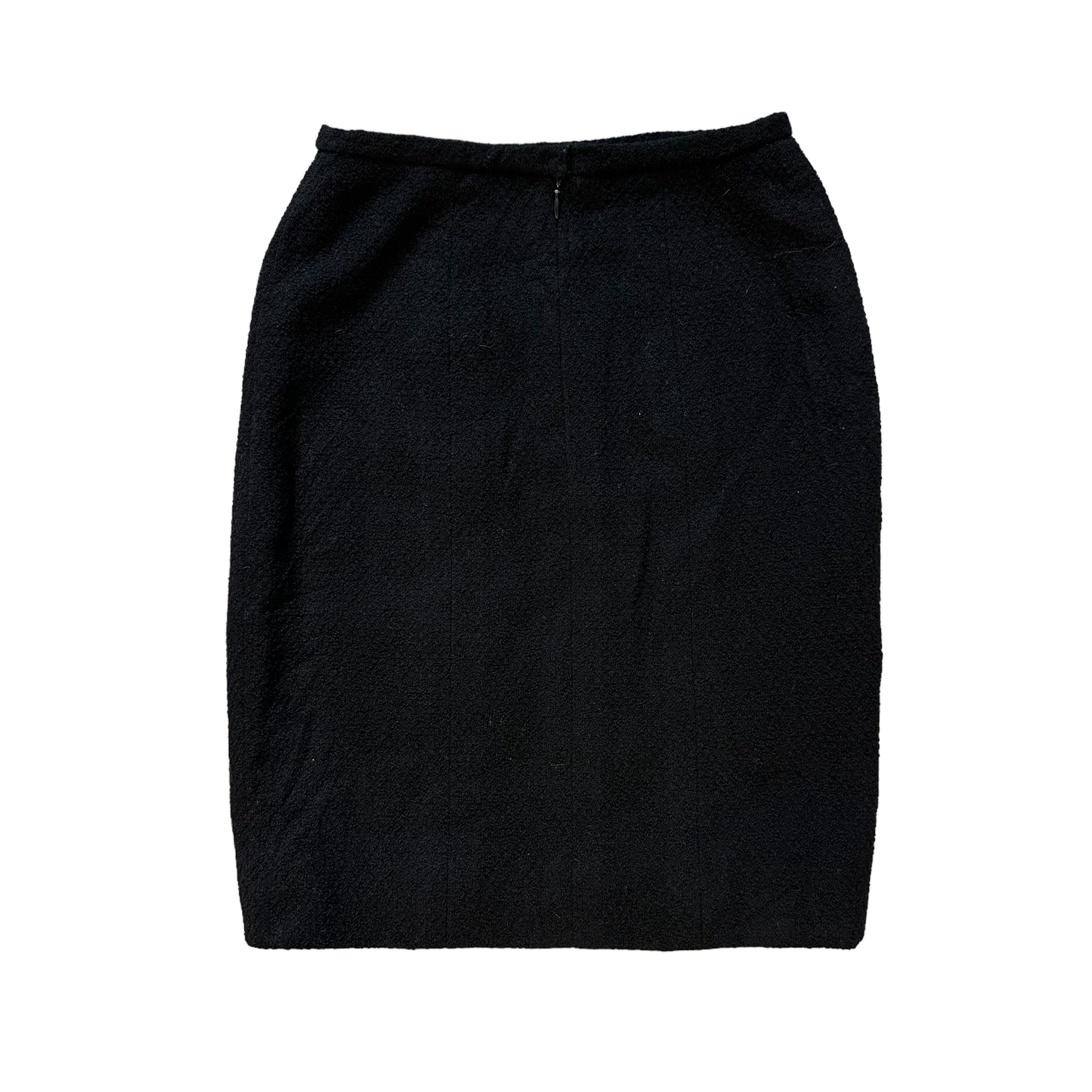 Chanel Chanel Boutique Black Tweed Mini Skirts #A26-0589 Size 25" / US 0 / IT 36 - 5 Thumbnail