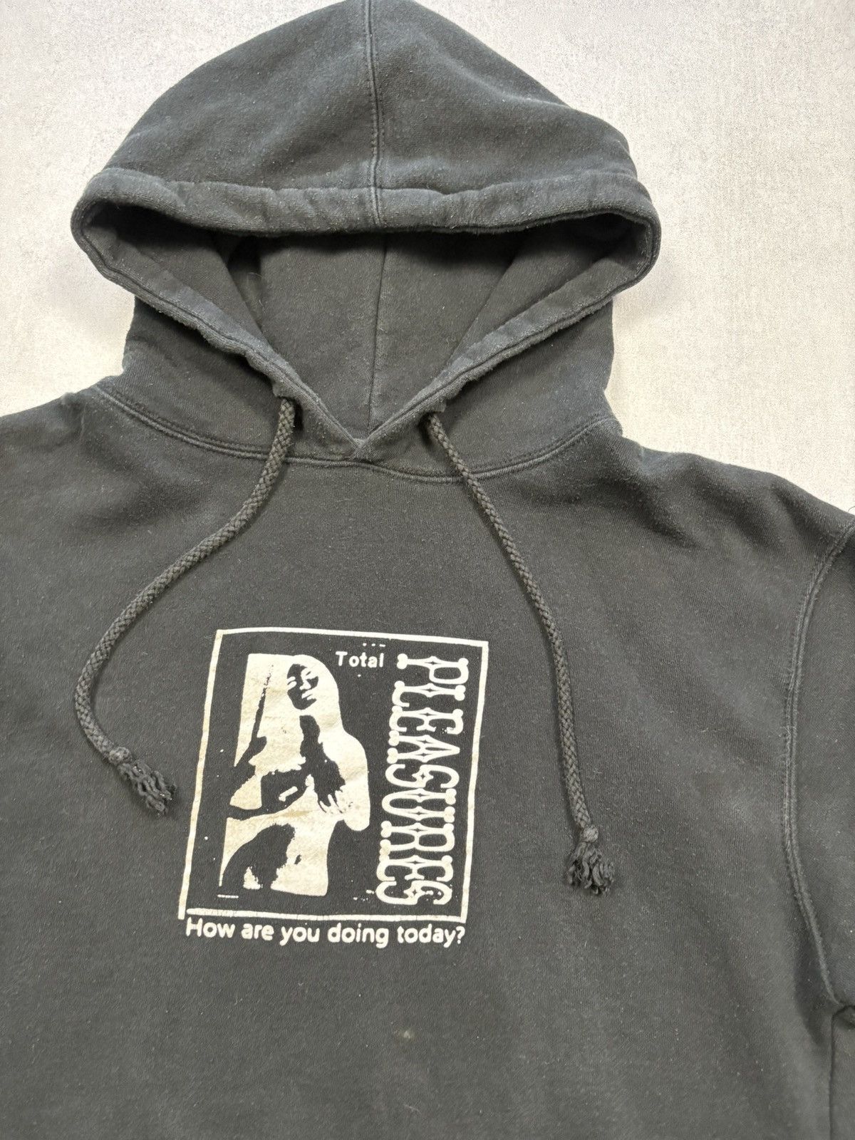 Pleasures Pleasures How Are You Doing Today Vintage 2000s Y2K Hoodie Size US M / EU 48-50 / 2 - 5 Thumbnail