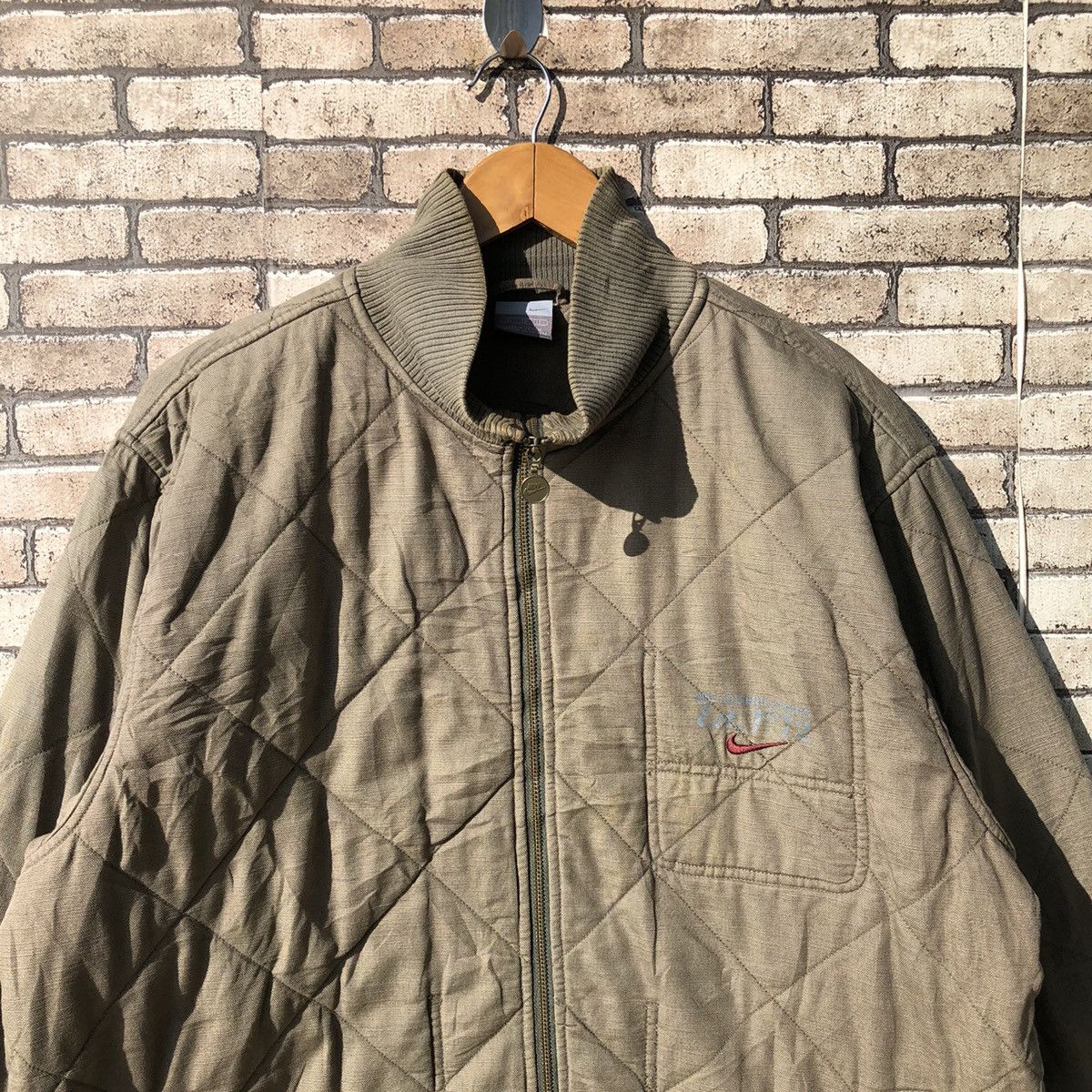 Nike Vintage Nike Paded Streetwear Heavy Jacket Size US XL / EU 56 / 4 - 3 Thumbnail