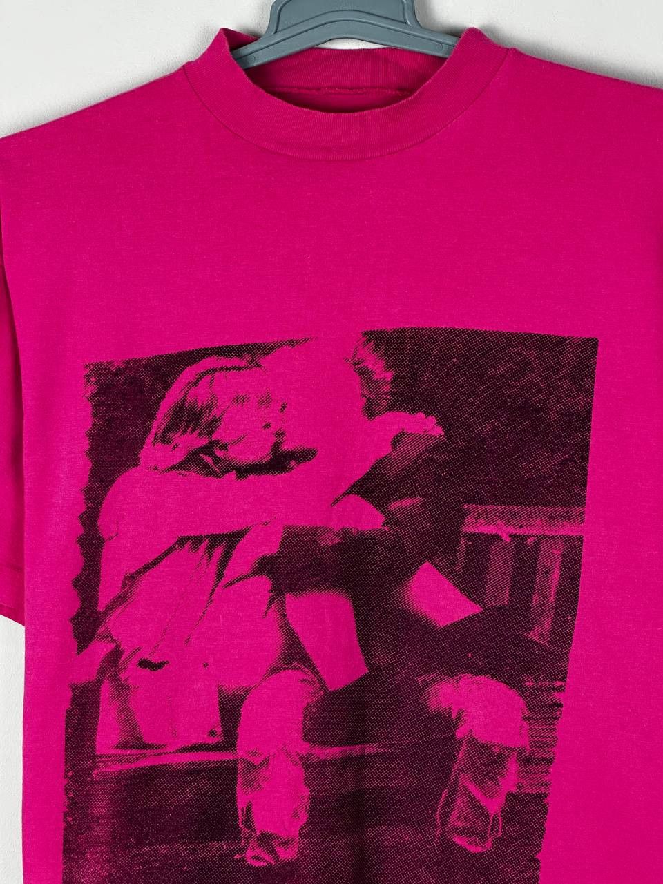 Band Tees 90s Sex Pistols Pink Punks Kissing Print Promo T Shirt Size US M / EU 48-50 / 2 - 5 Thumbnail
