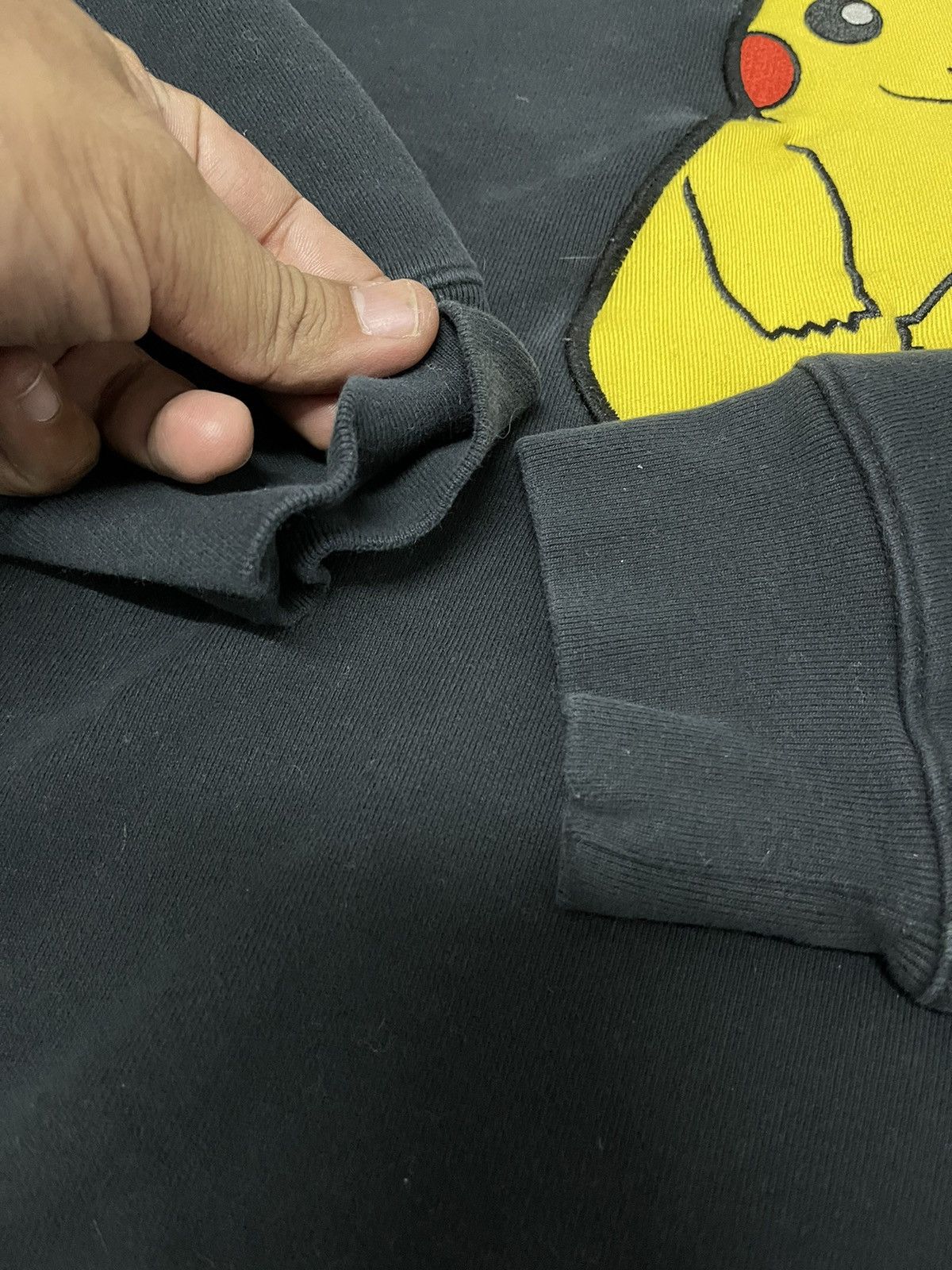 Levi's × Pokemon VINTAGE LEVI’S X POKEMON 25th ANNIVERSARY TEE VERY RARE Size US L / EU 52-54 / 3 - 5 Thumbnail
