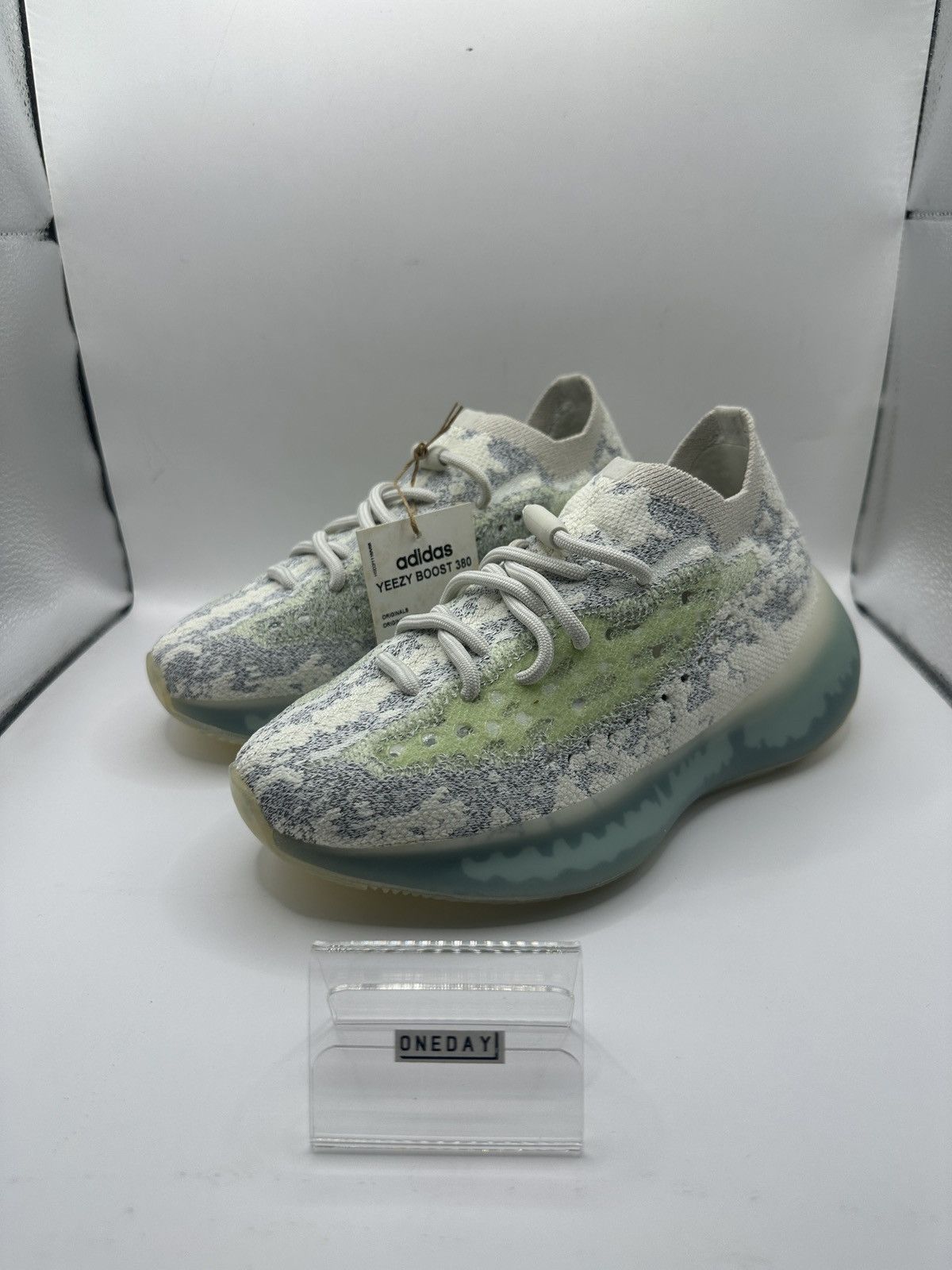 Adidas Adidas Yeezy Boost 380 Alien Blue Size US 4 / IT 34 - 3 Thumbnail