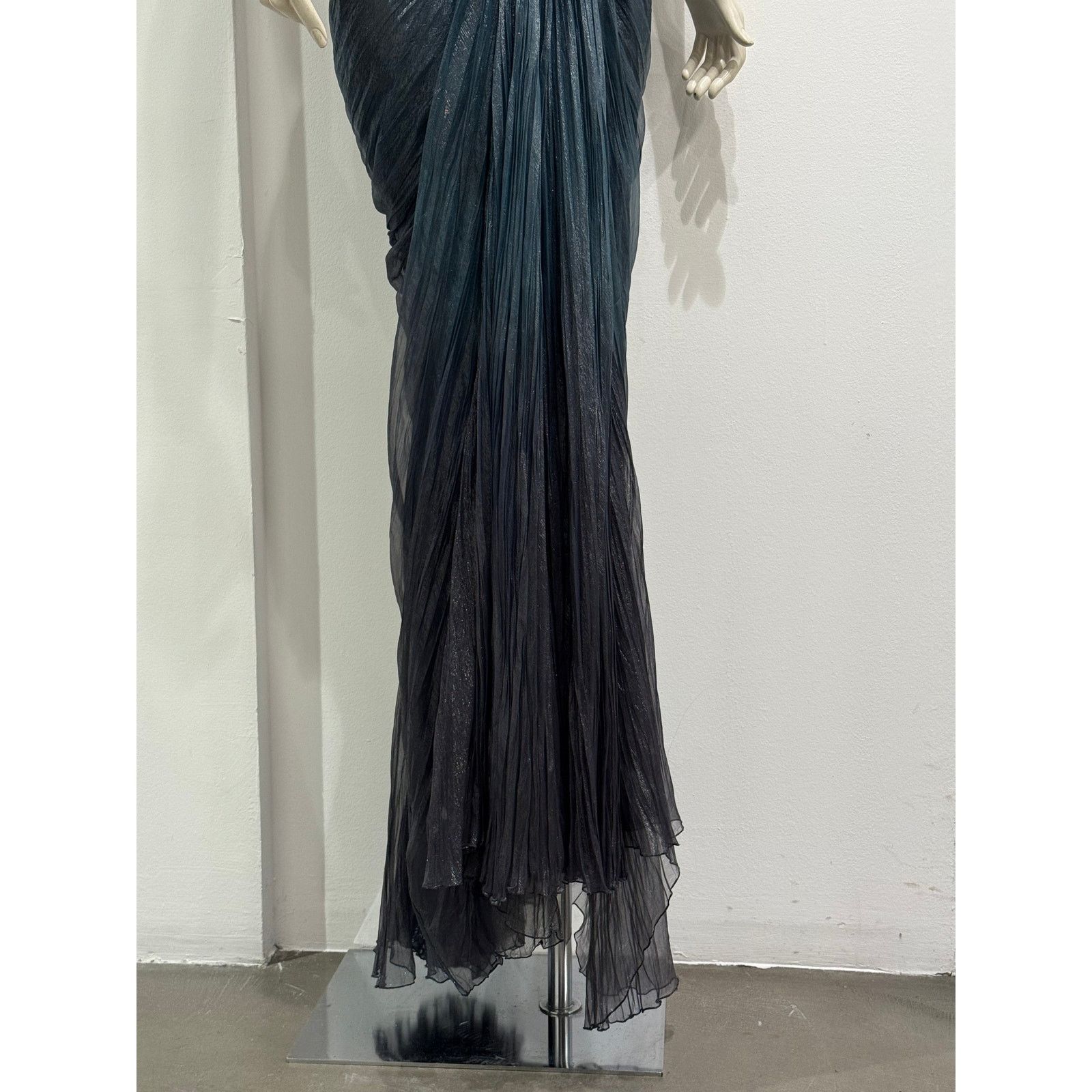 Roberto Cavalli 2012 Roberto Cavalli long evening dress Size M / US 6-8 / IT 42-44 - 9 Thumbnail