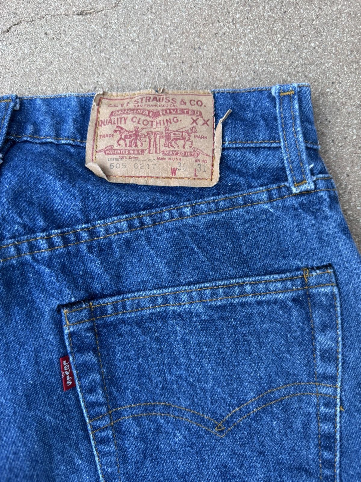 Levi's Vtg 80s Levi’s 505xx Red Tab Straight Leg Dark Jeans 29x30 Size US 29 - 8 Thumbnail