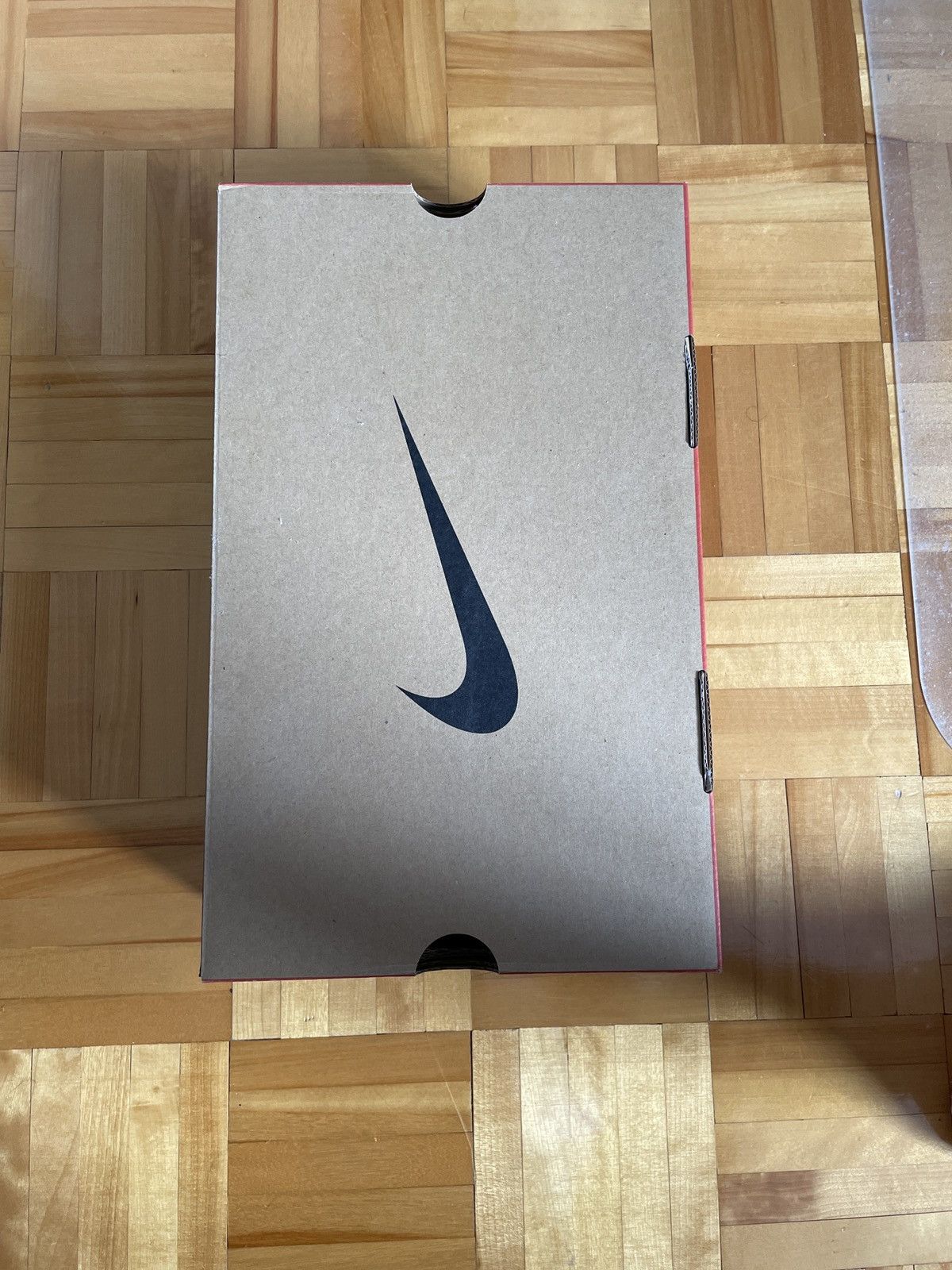 Nike Jordan 11 Bred (2019 GS) Size US 7 / EU 40 - 11 Thumbnail