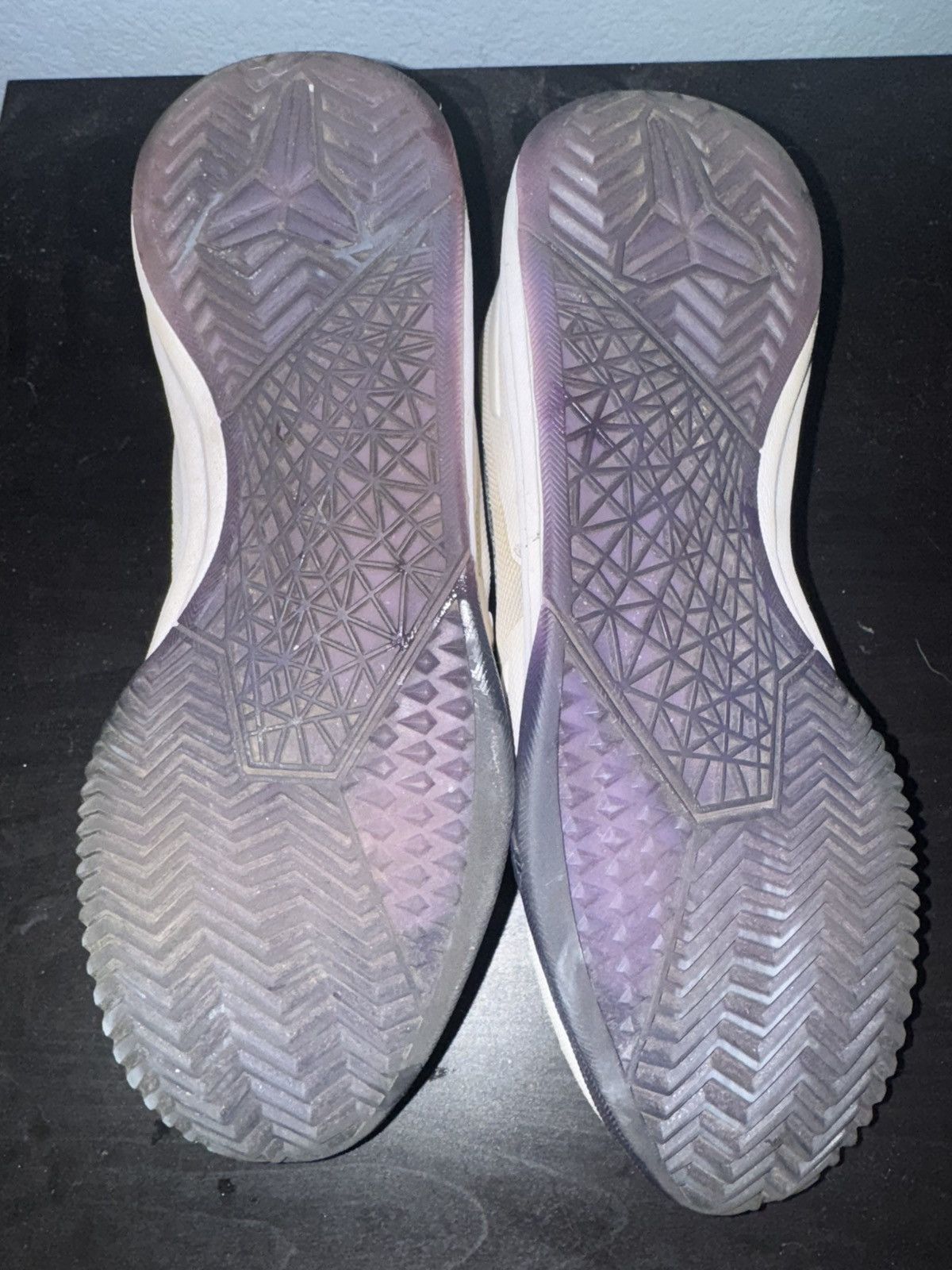 Nike Nike Kobe Mentality 2 Rare Basketball Shoes Size 10.5 Size US 10.5 / EU 43-44 - 3 Thumbnail