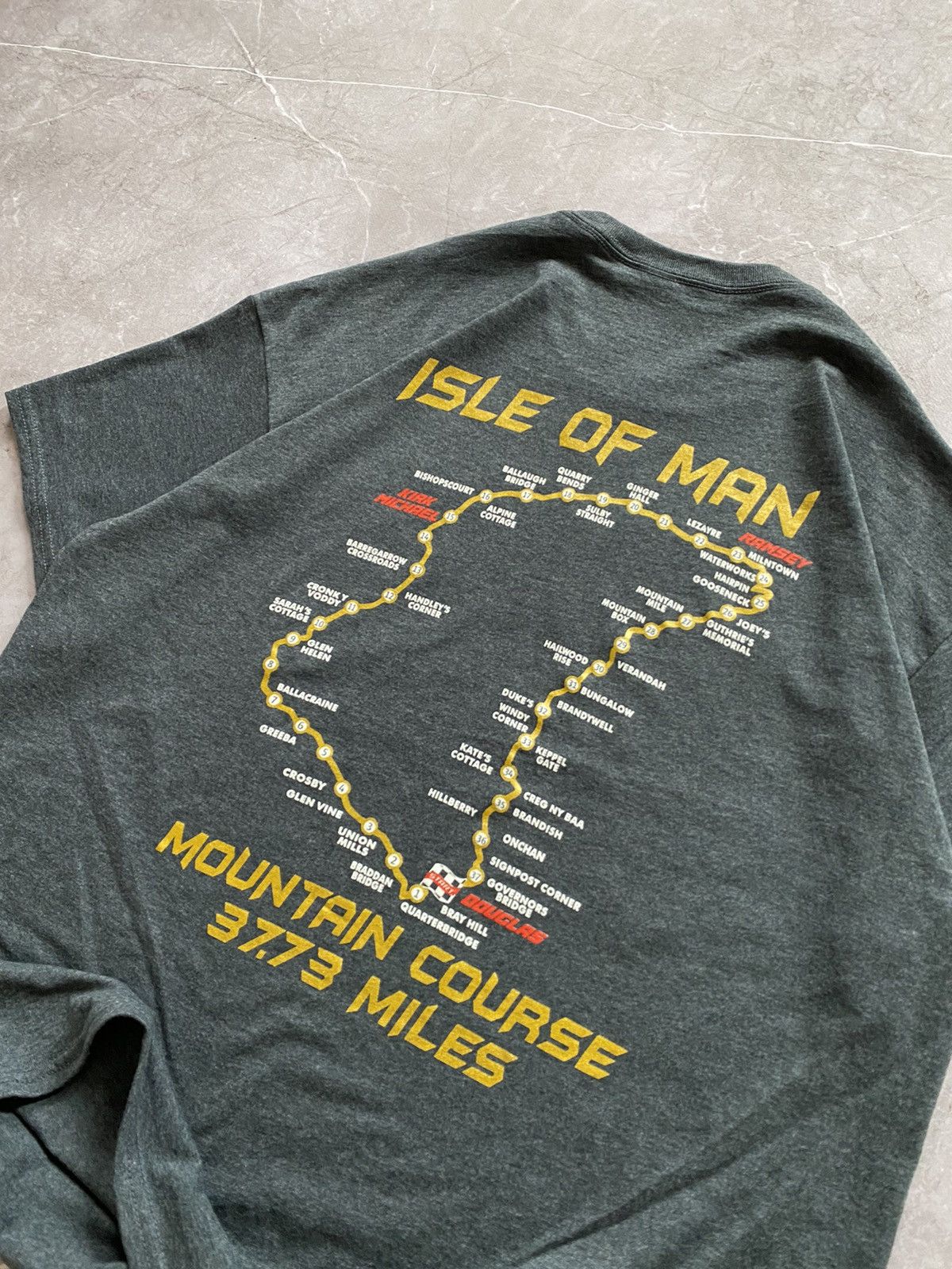 Formula 1 × Vintage Isle of Man Road Racing T Shirt Capital of the World 2024 Size US XL / EU 56 / 4 - 7 Thumbnail