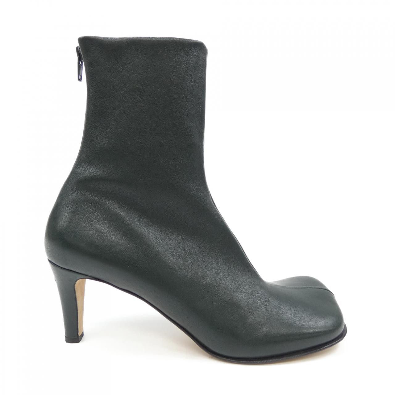 Bottega Veneta Bottega Veneta Bottega Veneta Boots Leather Shoes DUTY FREE for USA Size ONE SIZE - 1 Thumbnail