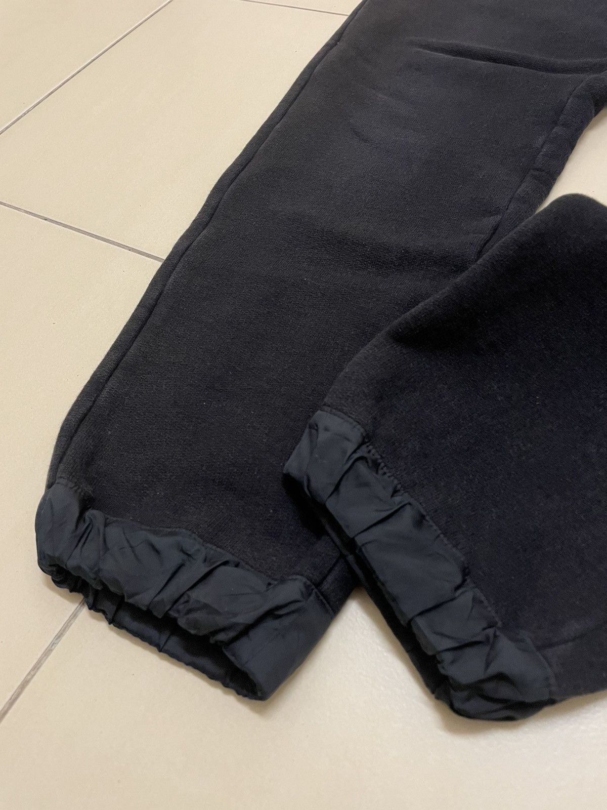 Sacai Japanese Brand Sacai Zipper Jogger Sweatpants Size US 31 - 2 Thumbnail