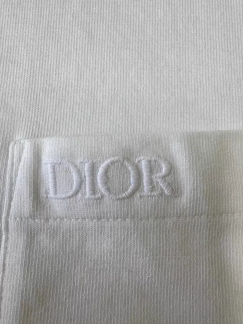 Dior Dior White logo embroidered floral print round-neck T-shir Size US M / EU 48-50 / 2 - 5 Thumbnail