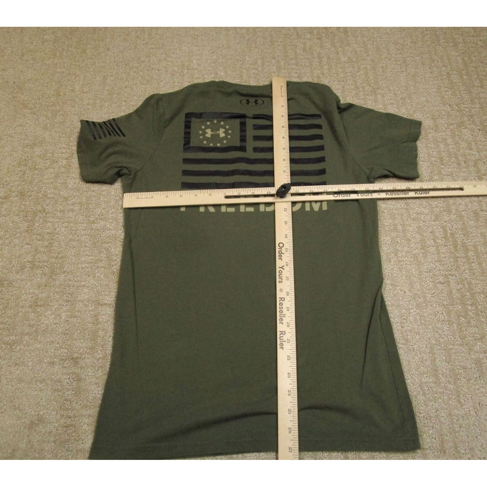 Under Armour Under Armour Shirt Men Small Green HeatGear Short Sleeve Tee USA Flag Patriotic Size US S / EU 44-46 / 1 - 5 Thumbnail