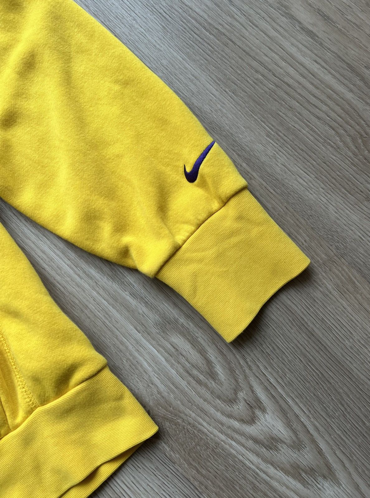 NBA × Nike Nike NBA Los Angeles Lakers #6 James Basketball Hoodie Size US M / EU 48-50 / 2 - 5 Thumbnail