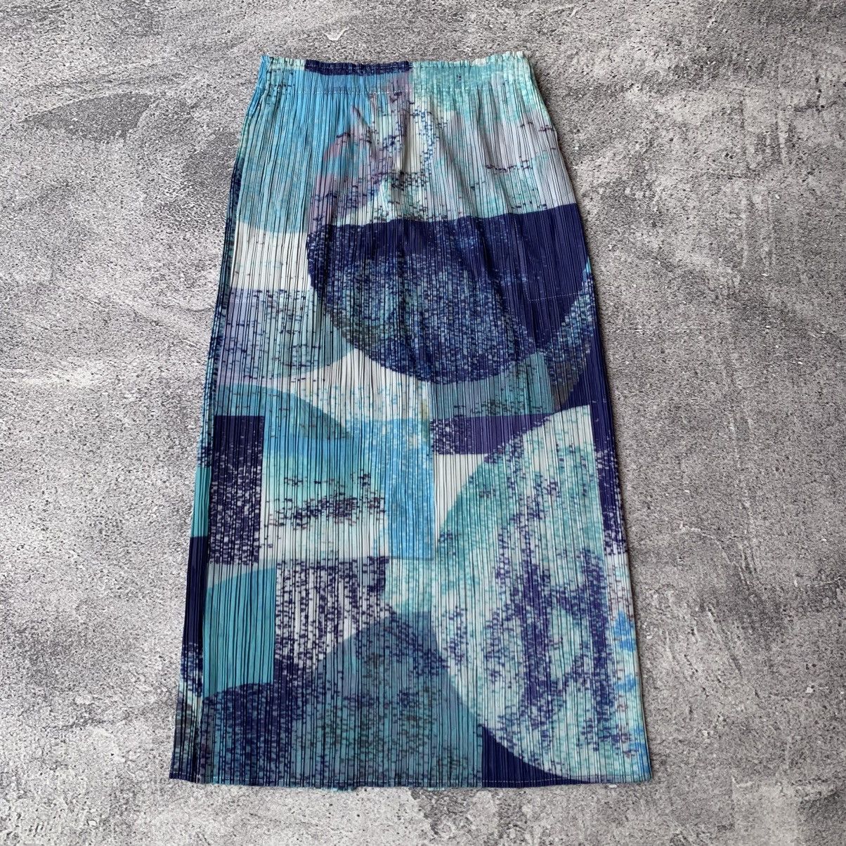 Pleats Please Issey Miyake Pleats Please Issey Miyake Skirts Size 28" / US 6 / IT 42 - 1 Thumbnail