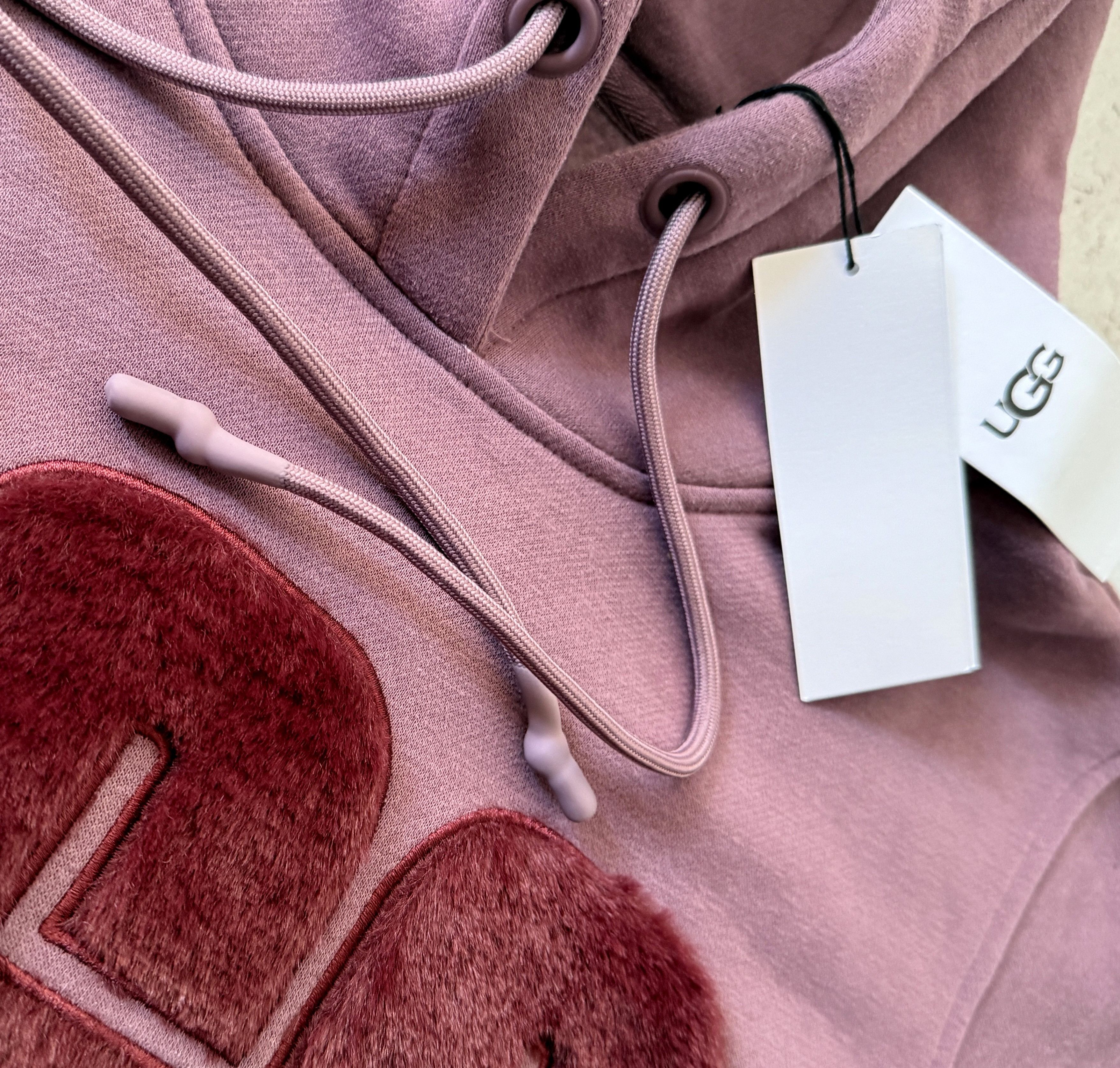 Ugg UGG Fuzzy Logo Hoodie for Women SIZE L RETAIL 98$ Size L / US 10 / IT 46 - 4 Thumbnail