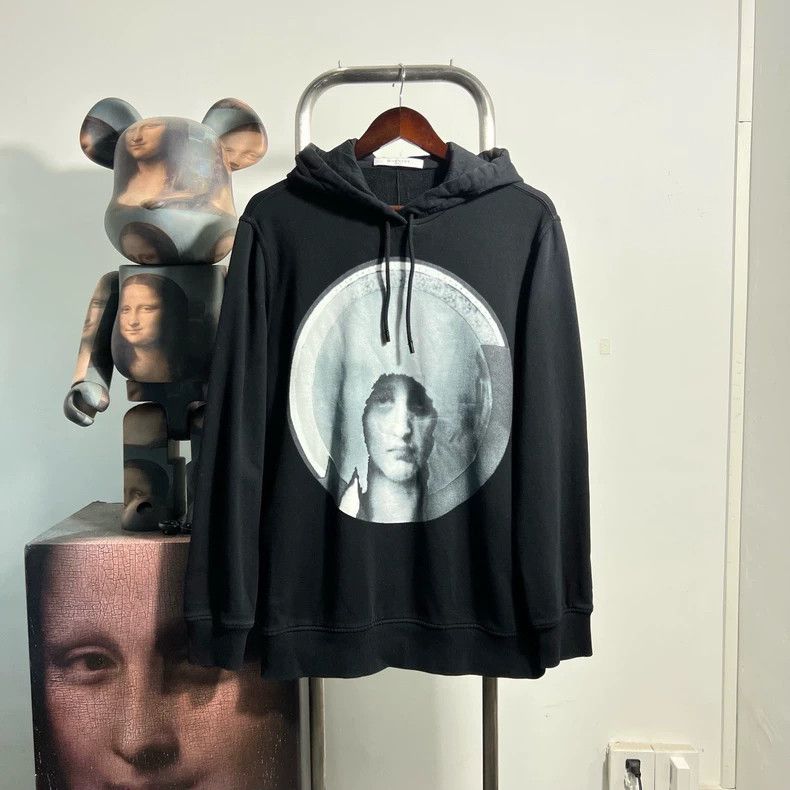 Givenchy Givenchy Logo hoodie T1507 Size US M / EU 48-50 / 2 - 1 Thumbnail