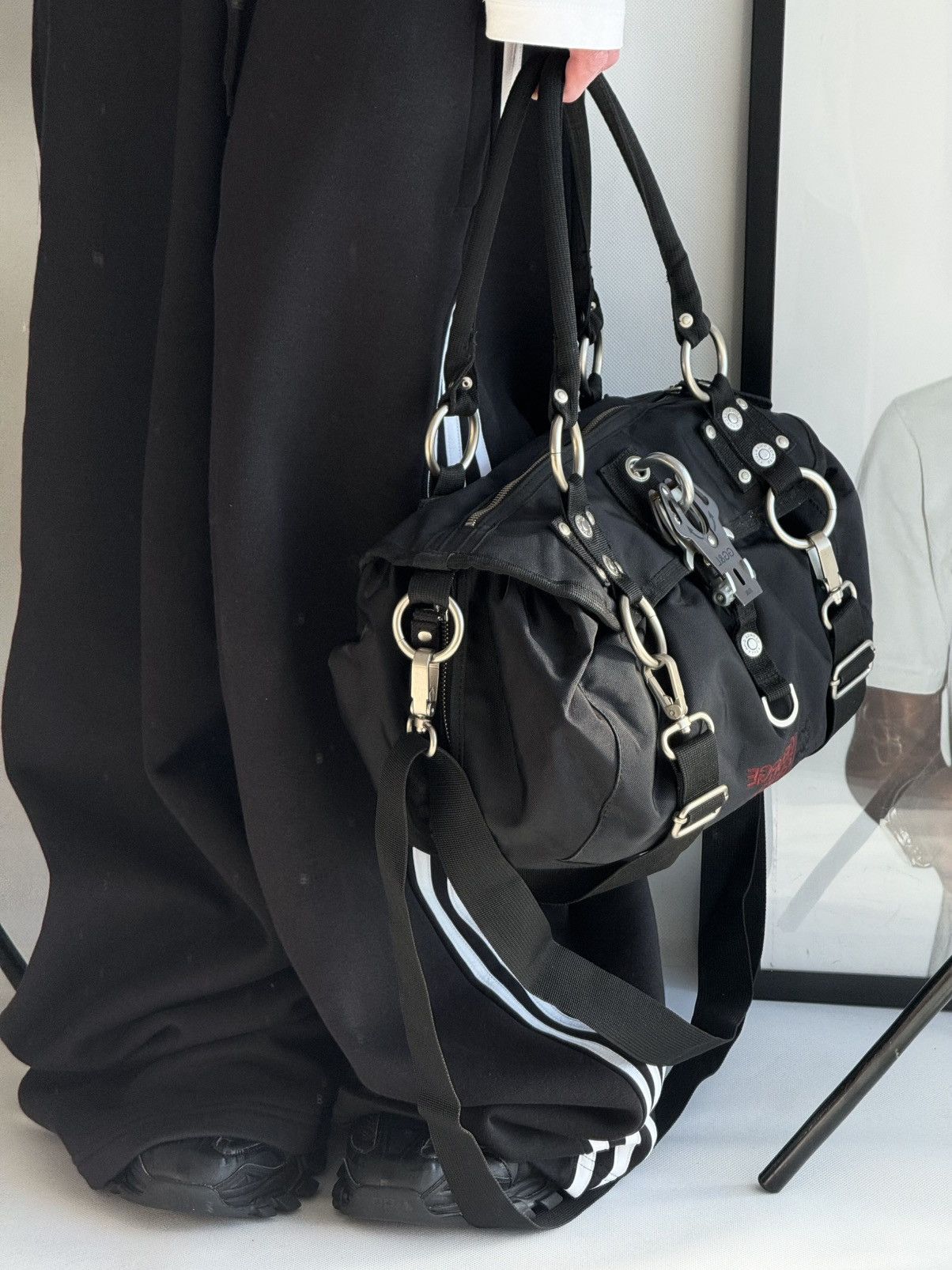 George Gina & Lucy Very Rare George Gina & lucy Y2k Alyx Bag Crossbody Handbag Size ONE SIZE - 7 Thumbnail