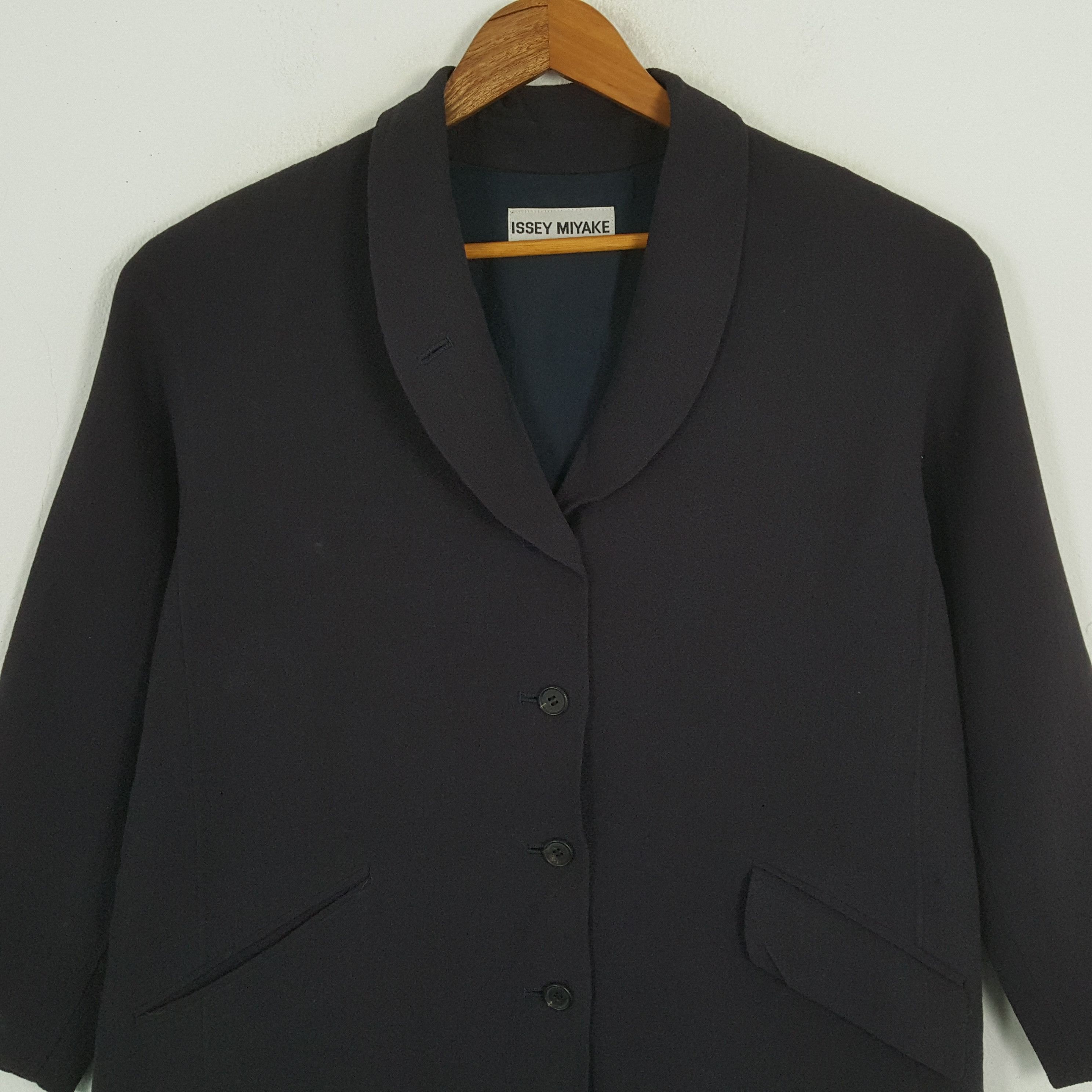 Issey Miyake × Japanese Brand × Vintage Vintage ISSEY MIYAKE Japanese Fashion Designer Jacket Size US L / EU 52-54 / 3 - 2 Thumbnail