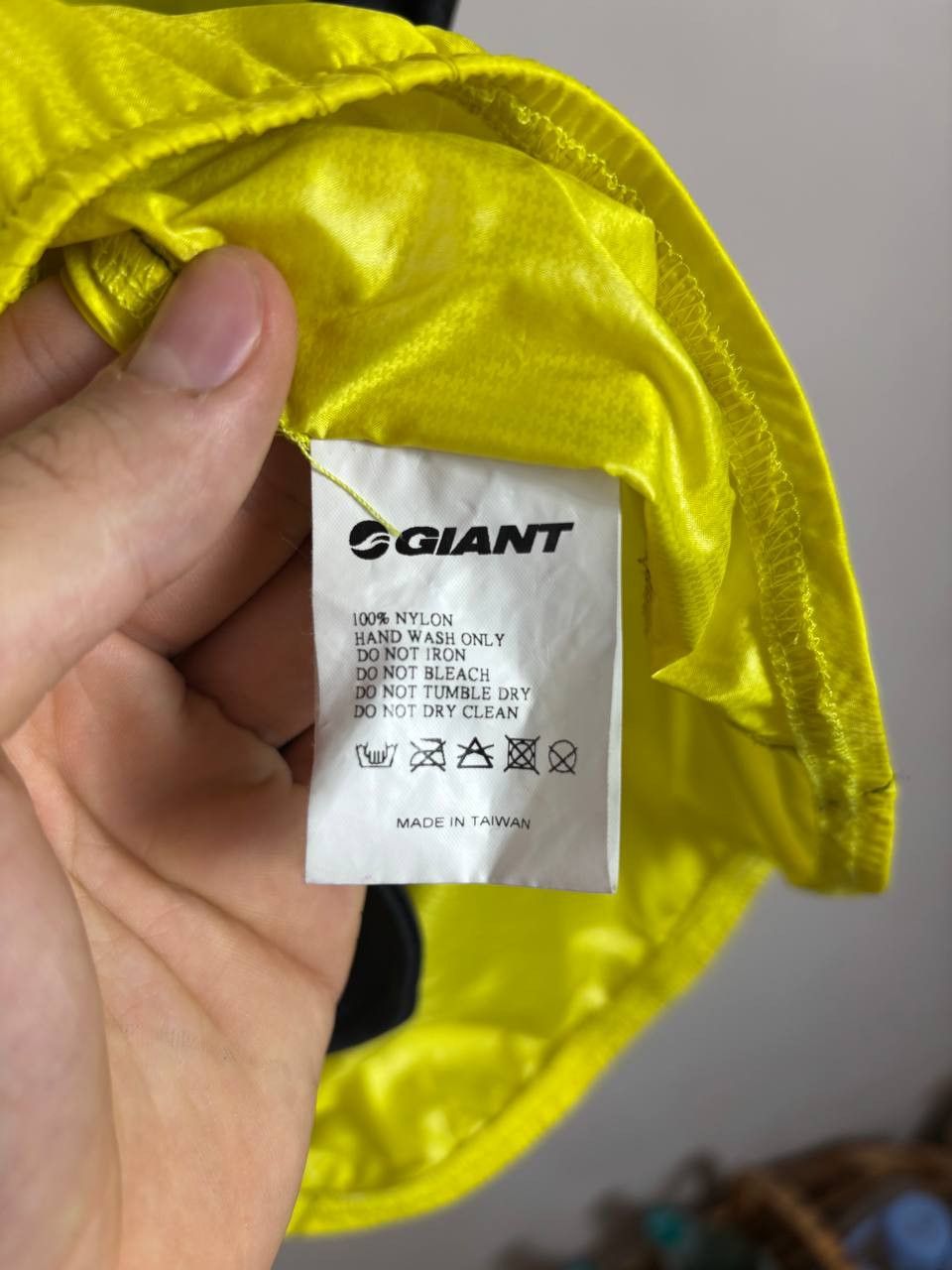 Giant Giant Super Light Windbreaker Ride Vest Run Cycle Size US S / EU 44-46 / 1 - 9 Thumbnail
