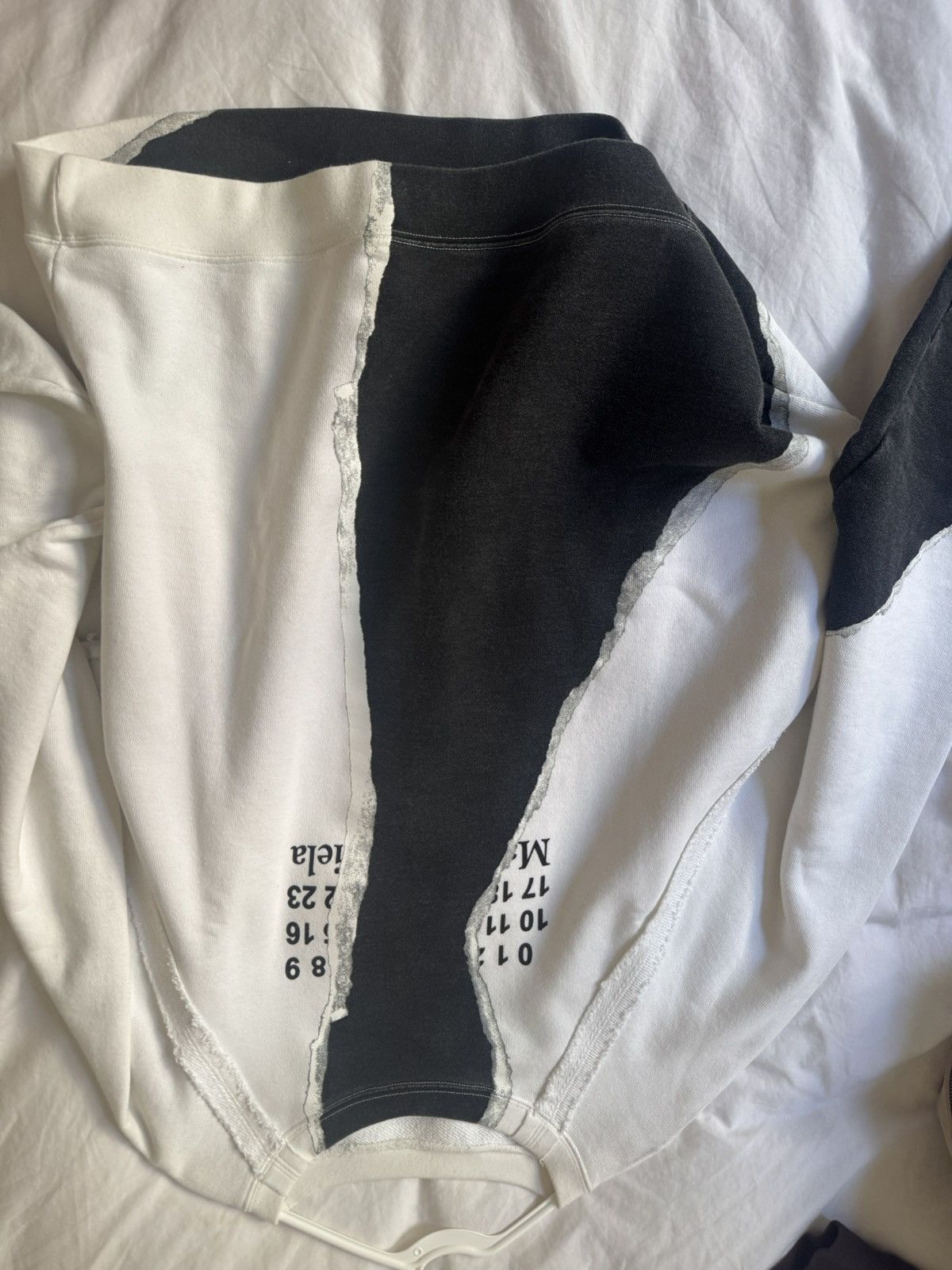 Maison Margiela Maison Margiela “Mutiny” Crewneck AW19 Size US M / EU 48-50 / 2 - 7 Thumbnail