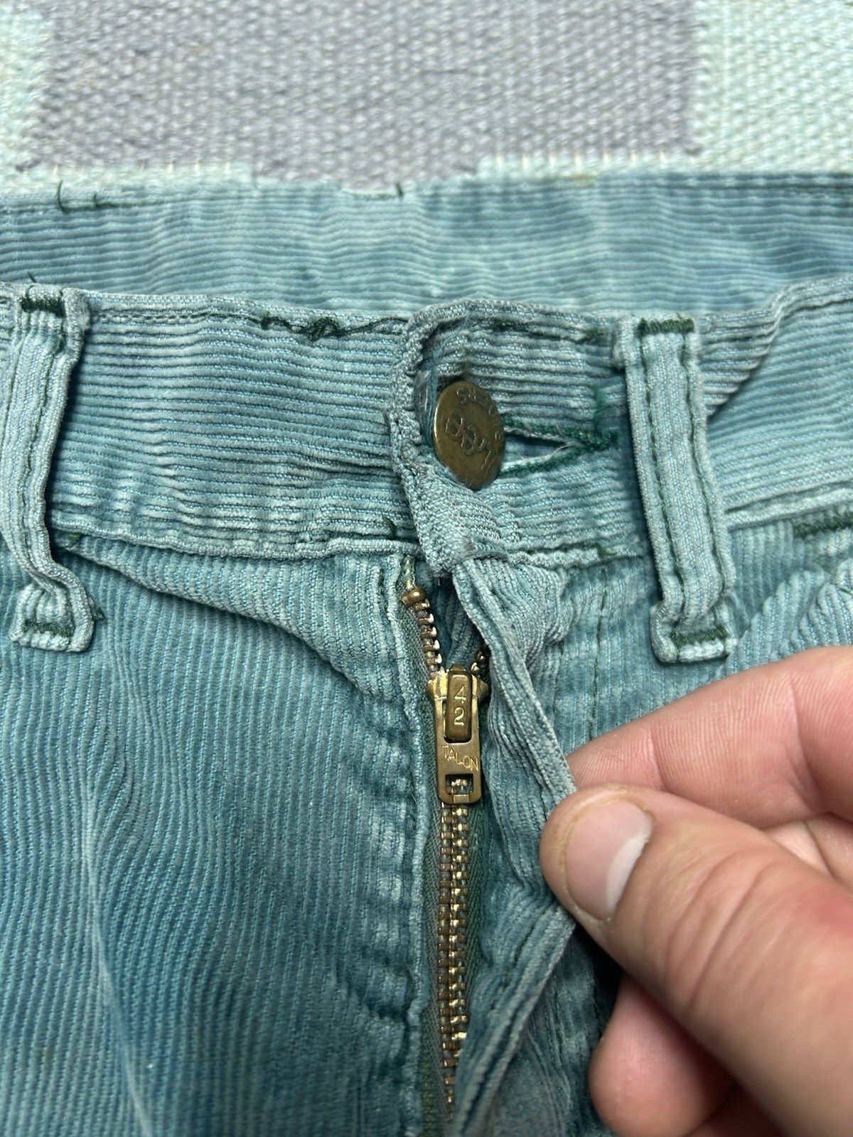 Lee 70s corduroy bell bottom pants Lee faded distressed 25x31 Size 25" / US 0 / IT 36 - 7 Thumbnail