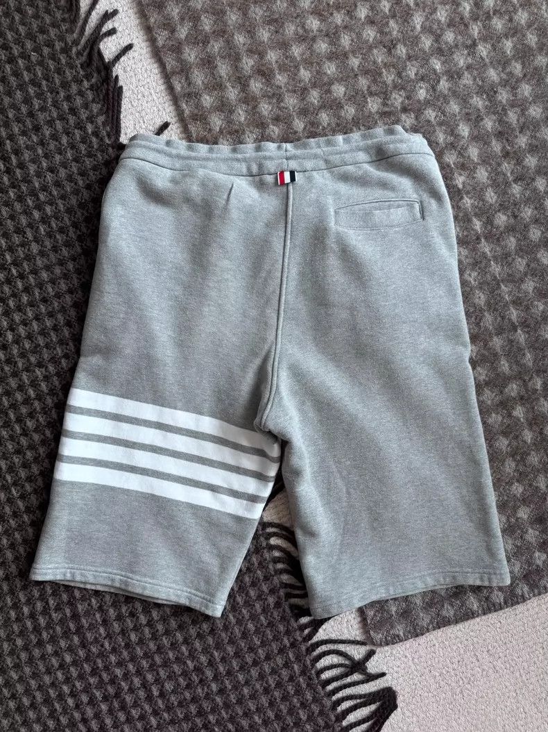 Thom Browne Thom Browne size3 Classic cotton trousers Size US 28 / EU 44 - 7 Thumbnail
