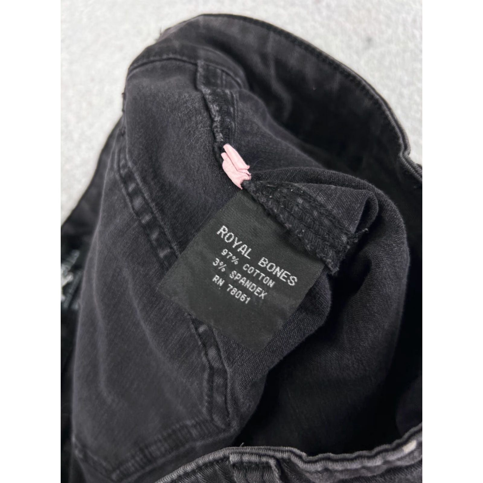 Vintage Royal Bones Womens Black Denim Skinny Jeans 11 Distressed Cargo Button Logo 90s Size 32" / US 10 / IT 46 - 5 Thumbnail