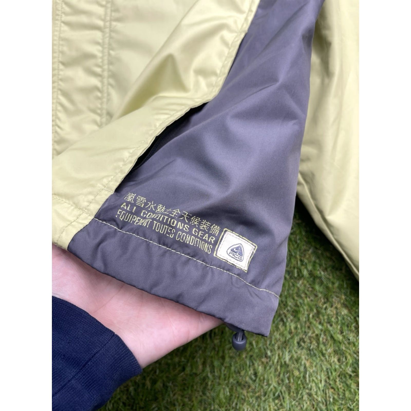 Nike ACG VINTAGE Nike ACG Jacket Womens Small 4 Outer Layer 3 Charcoal Grey Full Zip Windbreaker Size S / US 4 / IT 40 - 4 Thumbnail