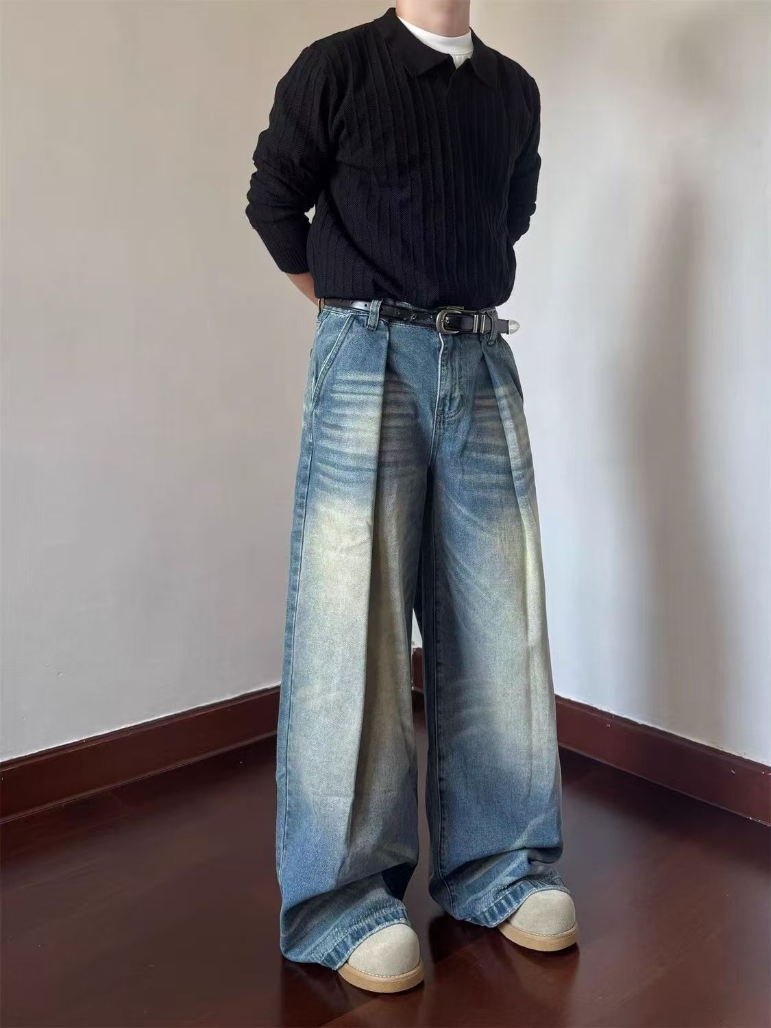 Vintage Street-style washed vintage men's distressed jeans Size US 32 / EU 48 - 3 Thumbnail