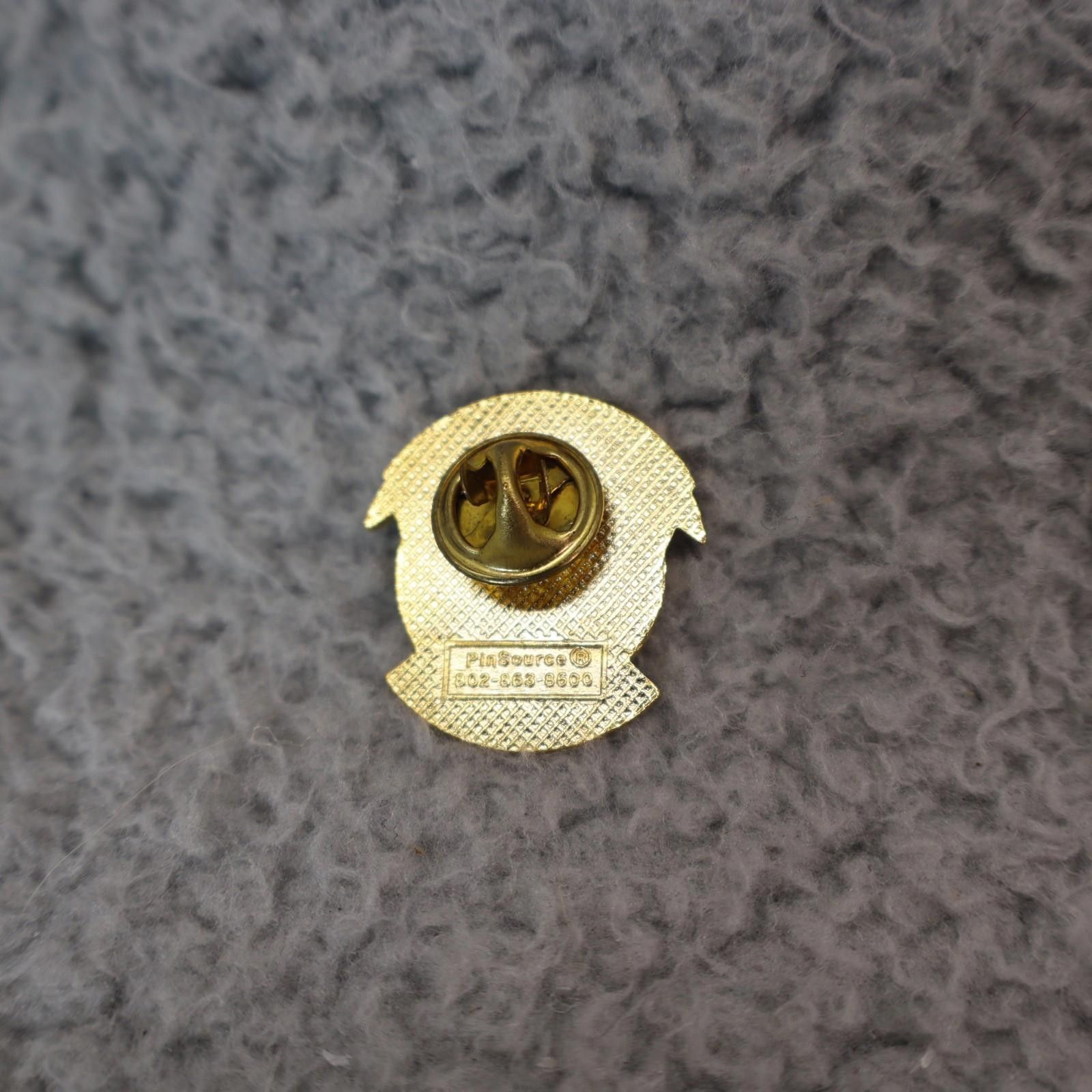 Other University Of Florida College of Dentistry Vtg Lapel Pin Size ONE SIZE - 2 Thumbnail