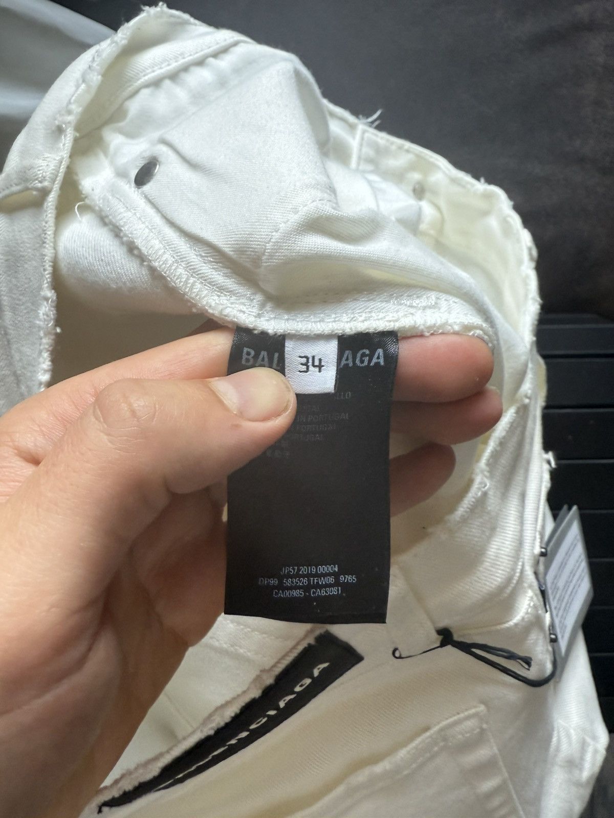 Balenciaga White Denim Jeans with Raw Hem Detail Size US 34 / EU 50 - 16 Thumbnail