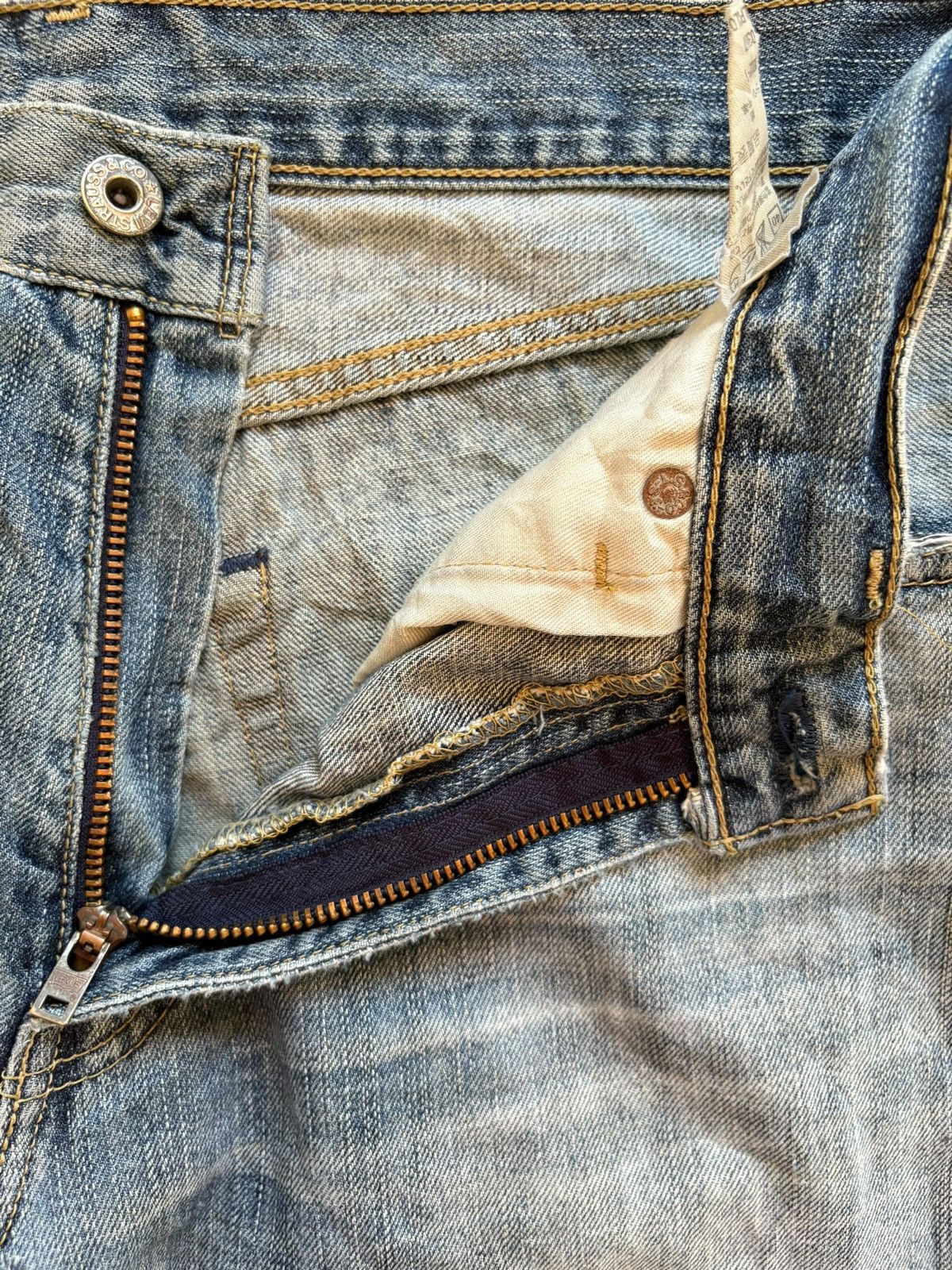 Levi's Vintage 90s Levis 502 Mud Wash Ripped Loose Baggy Jeans Size US 30 / EU 46 - 9 Thumbnail