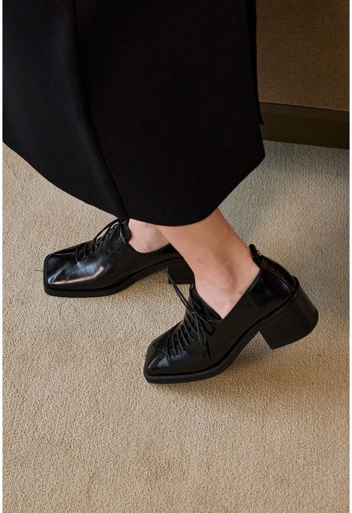 Designer Korean Loafer Heel in Black Cracked Leather Size US 9 / IT 39 - 6 Thumbnail