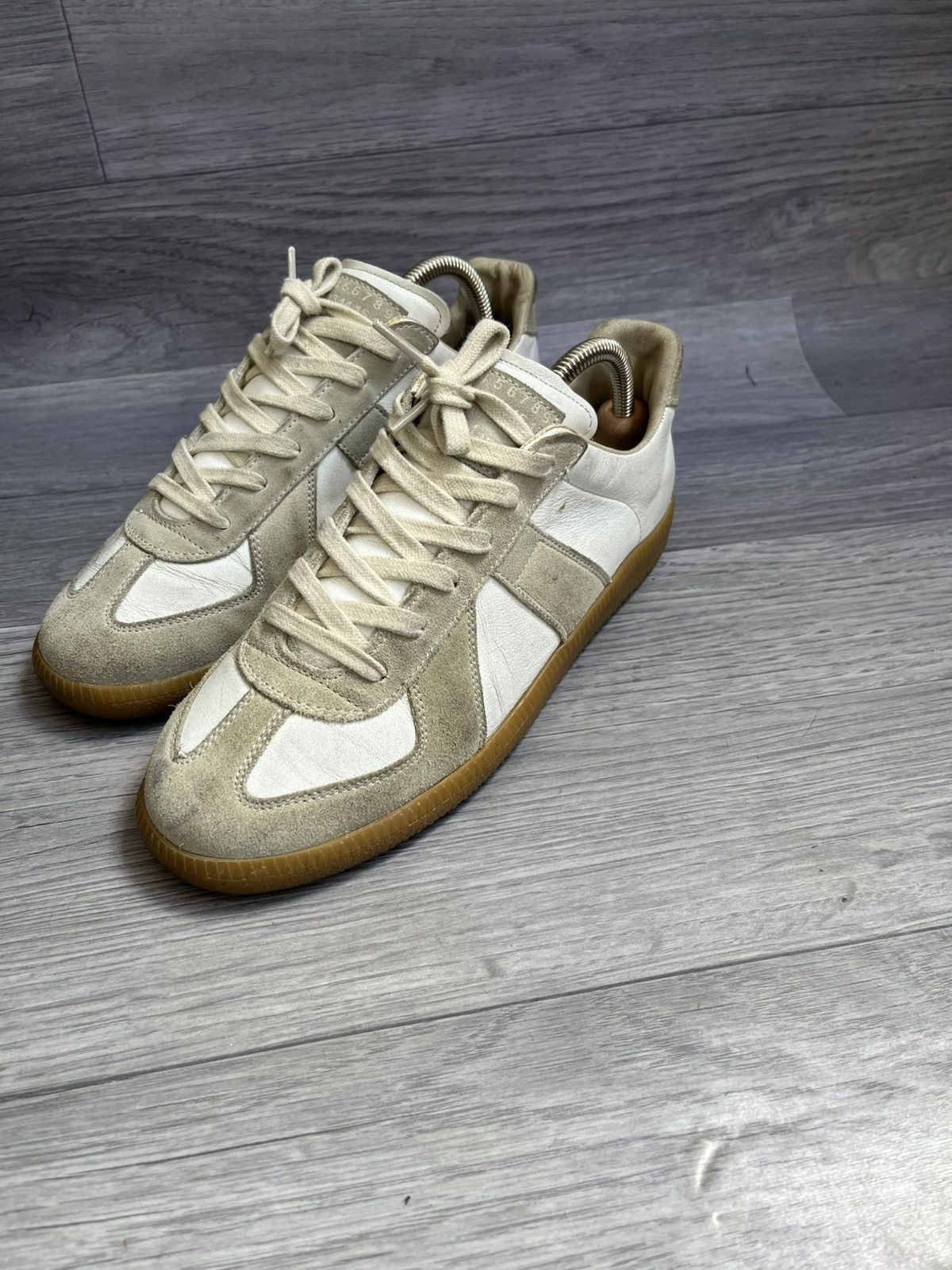 Maison margiela replica gat low top sneakers sz 39.5
