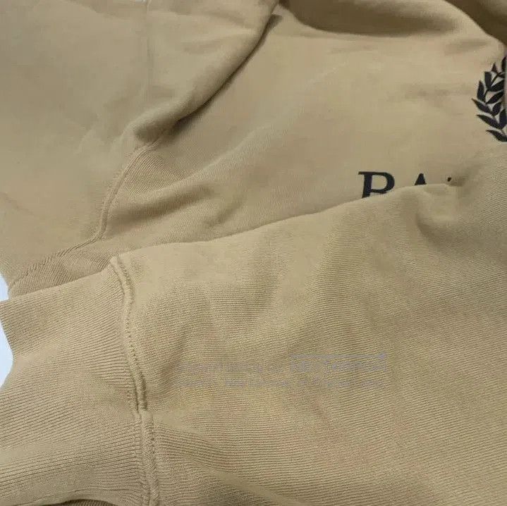 Balenciaga Balenciaga Casual Logo Hoodie in Khaki. Size US XS / EU 42 / 0 - 9 Thumbnail