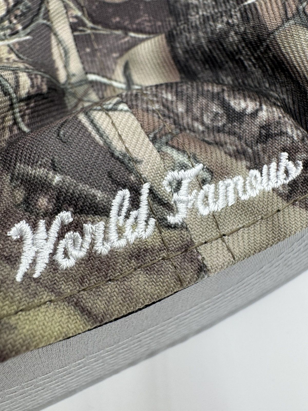 Supreme Supreme Breast Cancer Awareness Box Logo New Era Fall Camo Size ONE SIZE - 9 Thumbnail