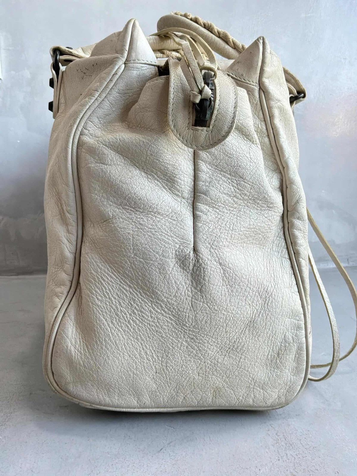 Balenciaga Balenciaga - Motorcycle ‘Midday’ Lambskin Leather Handbag Size ONE SIZE - 20 Thumbnail