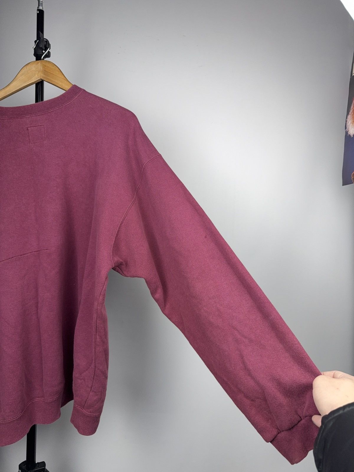 Nike Retro 90s Nike Distressed Burgundy Faded Crewneck Swoosh L Size US L / EU 52-54 / 3 - 15 Thumbnail