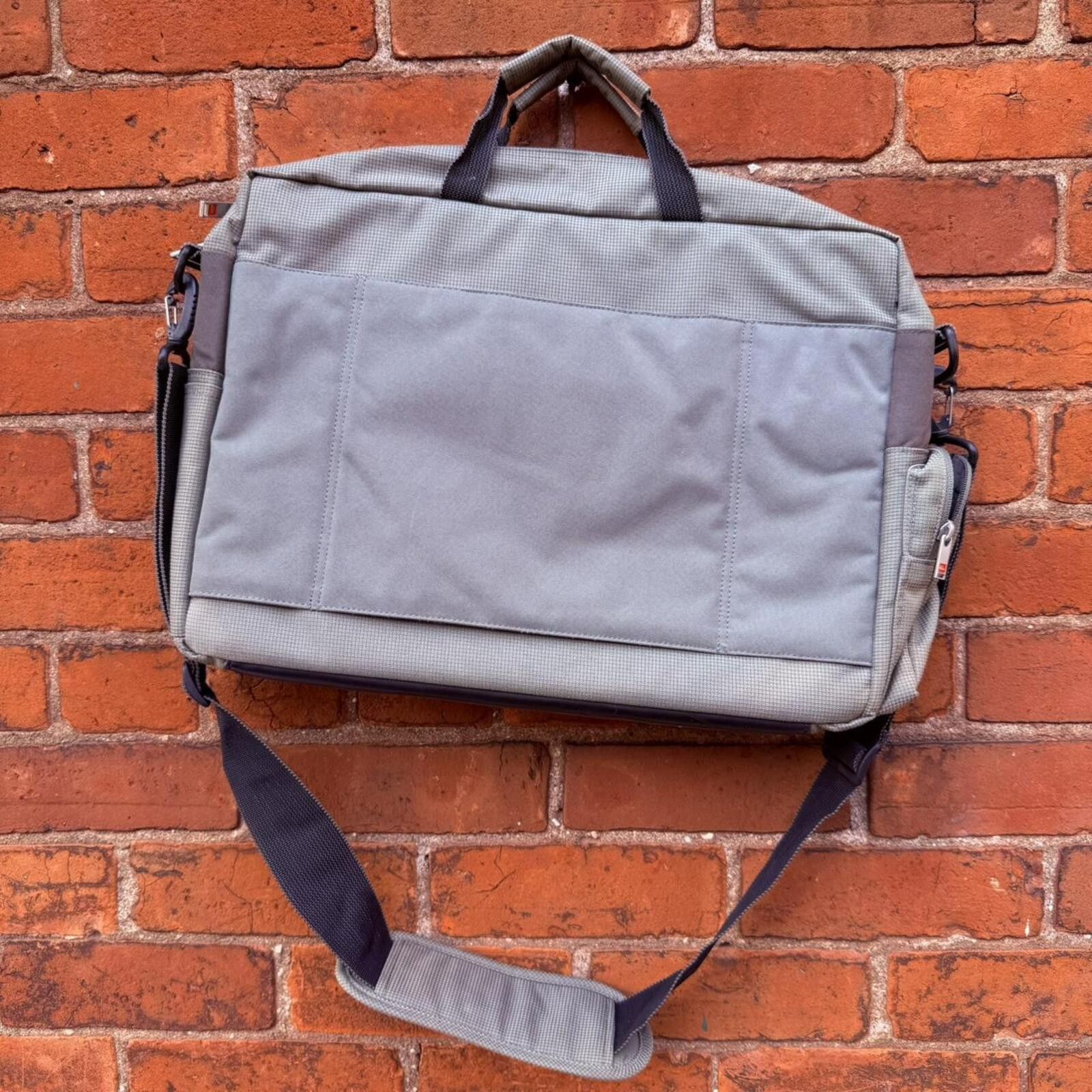 Quiksilver vintage quiksilver laptop bag 00s OS Size ONE SIZE - 4 Thumbnail