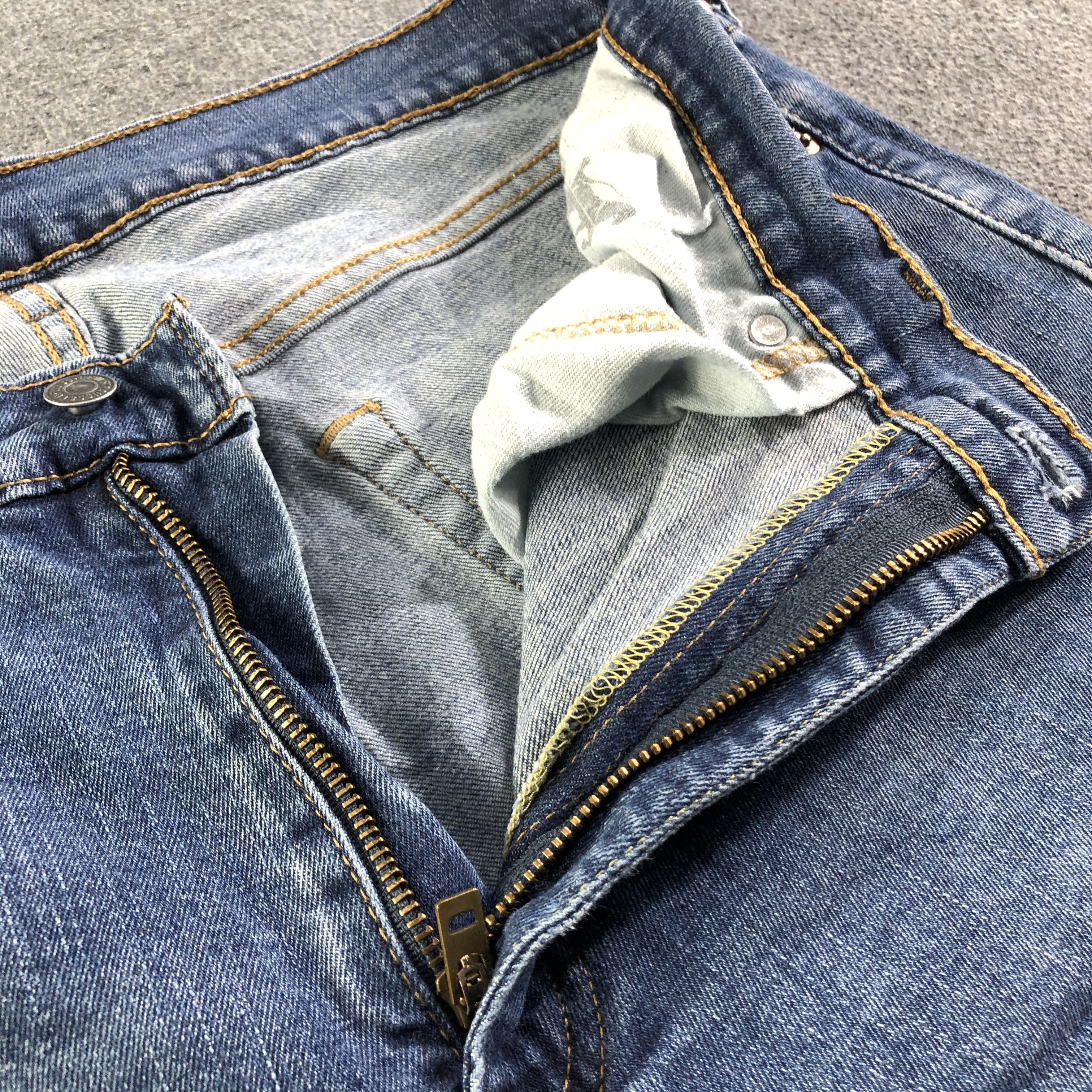 Levi's Vintage Blue Wash Levis 559 Jeans-J4137 Size US 36 / EU 52 - 7 Thumbnail