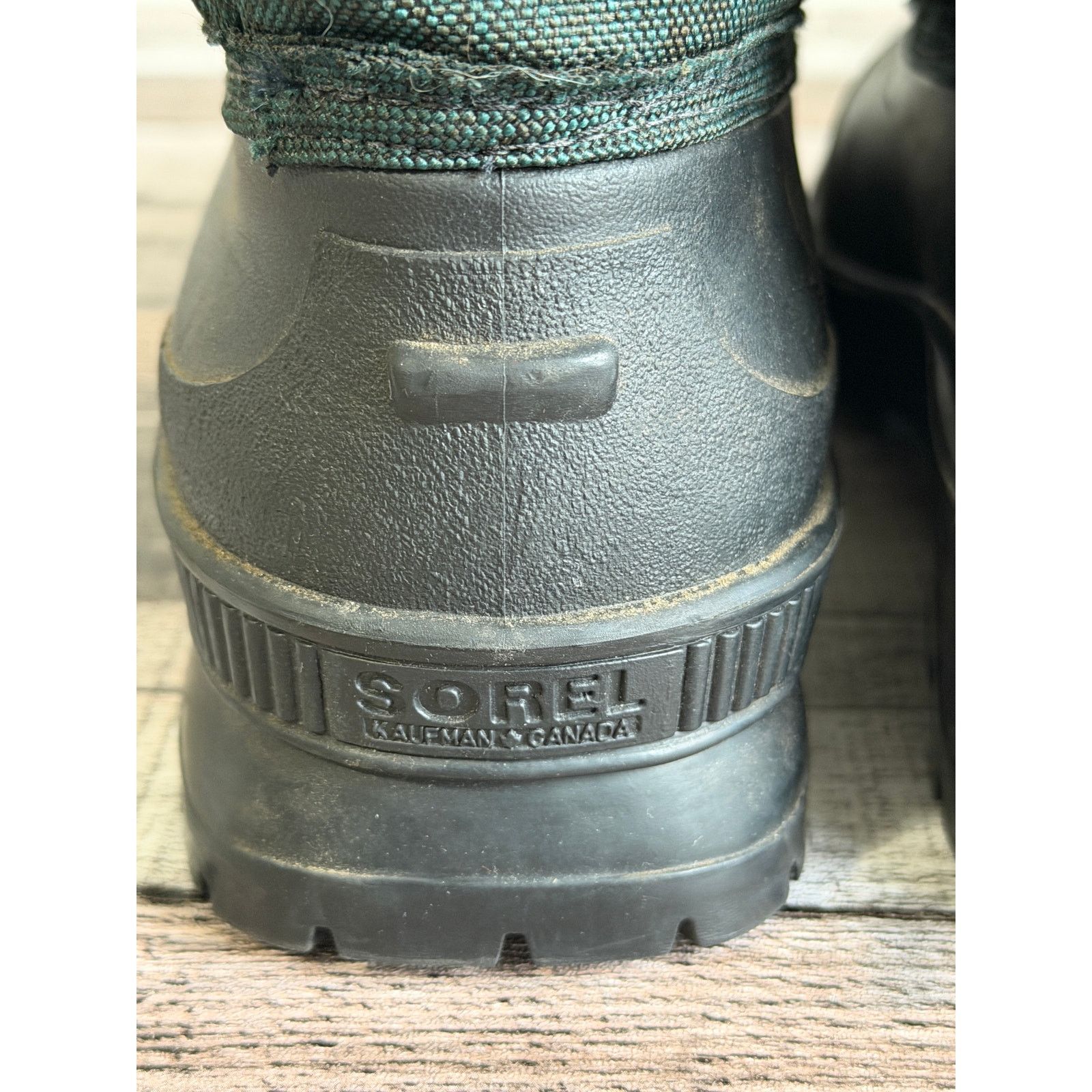 SOREL Sorel Dark Green and Black Winter Boots Women's Size 11 Size US 11 / IT 41 - 7 Thumbnail