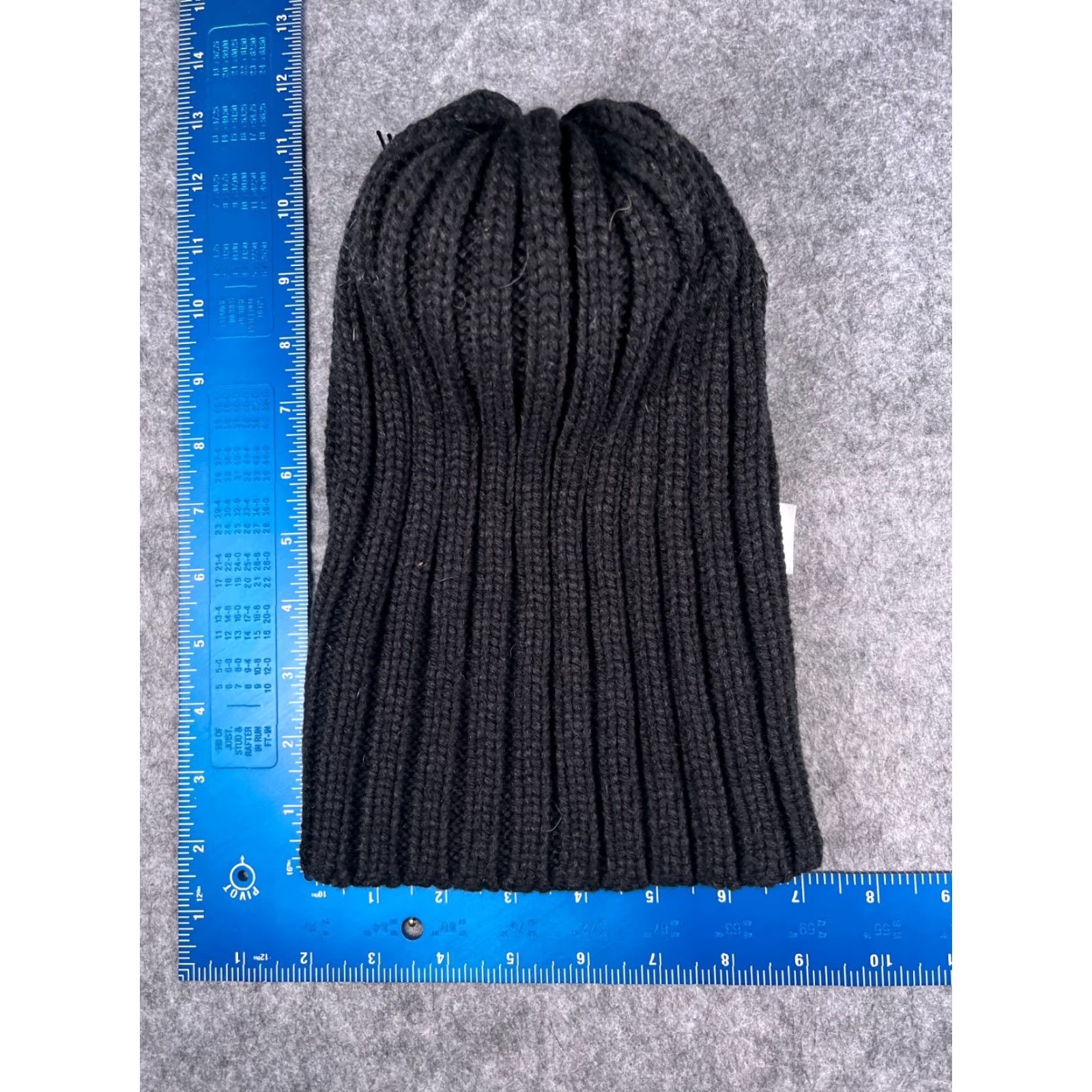 Vintage VINTAGE not applicable; use Collection 18 Beanie Toque for Women OS Black Knit Acrylic Blend Pom w/ Bobby Pins Size ONE SIZE - 6 Thumbnail