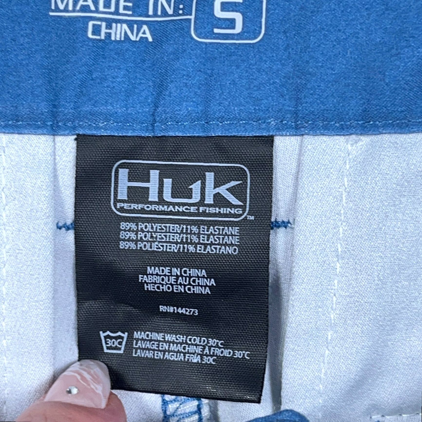 Vintage Huk Shorts Men Small Blue Camo Chino Performance Hiking 6" Inseam Fishing Size US 29 - 6 Thumbnail