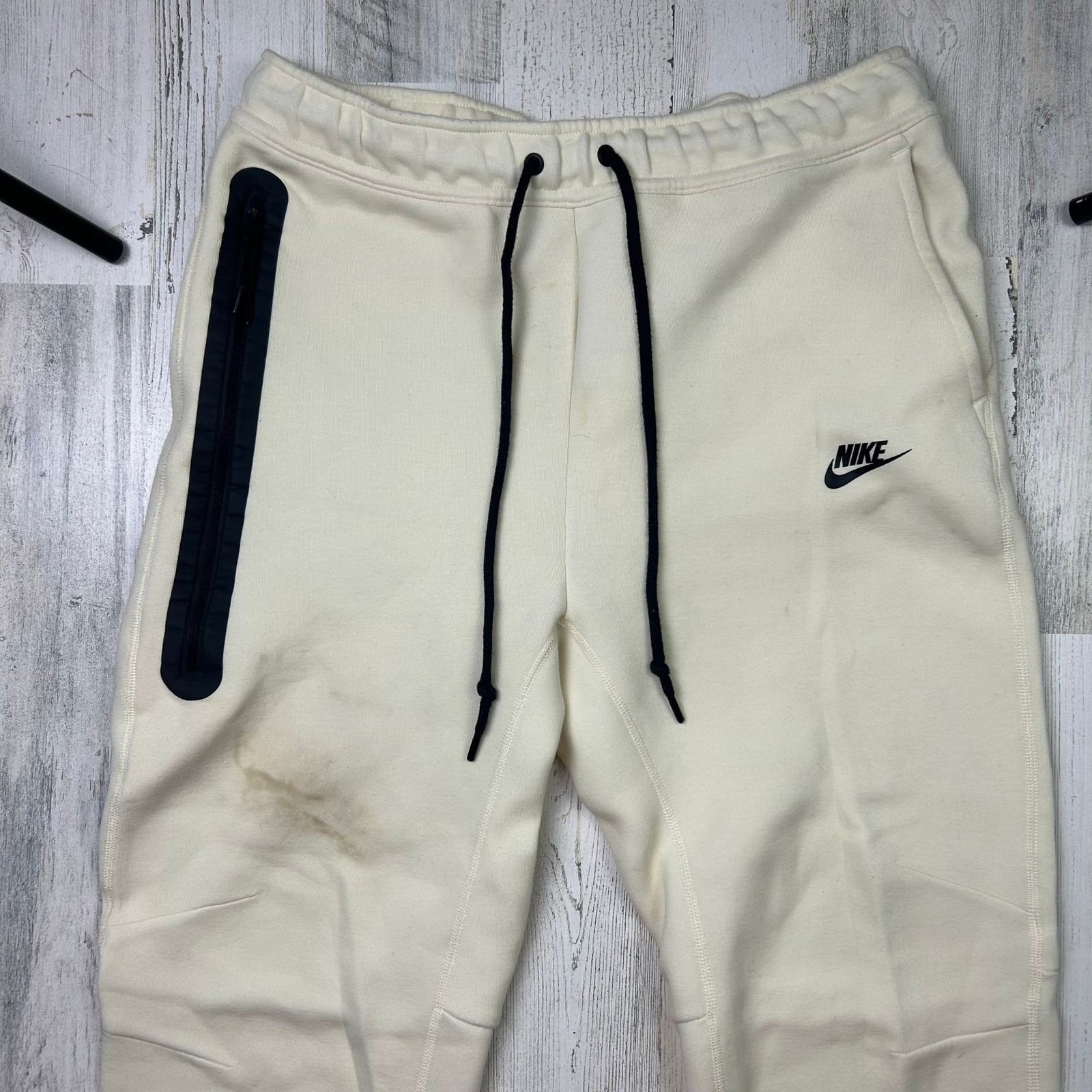 Nike Nike Tech Joggers Off White Color Sweatpants Size US 36 / EU 52 - 2 Thumbnail