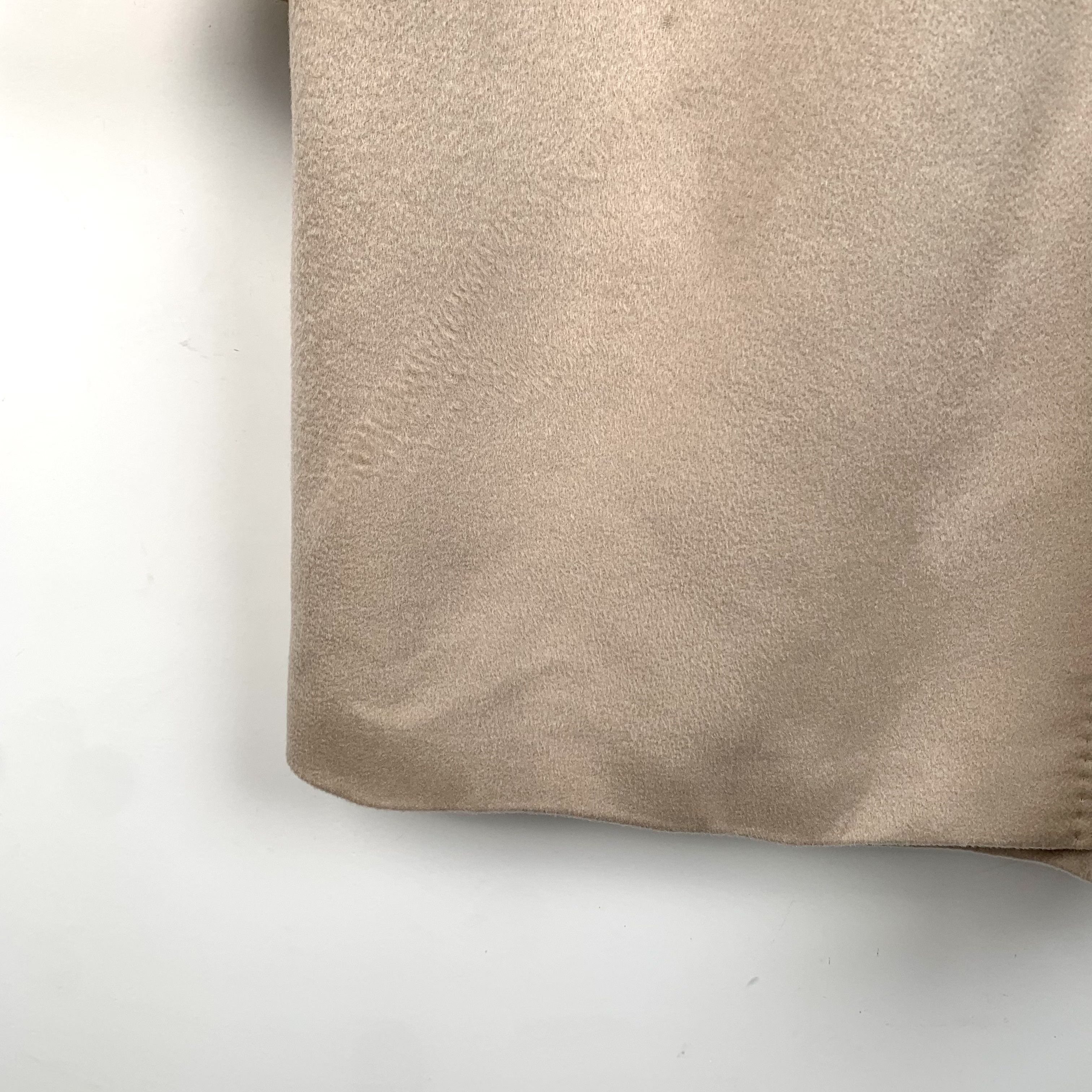 Max Mara Maxmara Beige Hooded Wool-Lined Cashmere Coat (Size S) Size S / US 4 / IT 40 - 5 Thumbnail