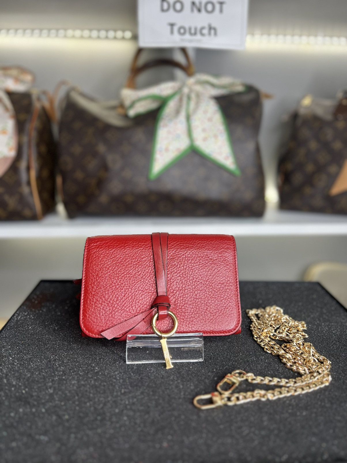 Chloe CHLOE Vintage Calfskin Alphabet Compact Size ONE SIZE - 1 Thumbnail