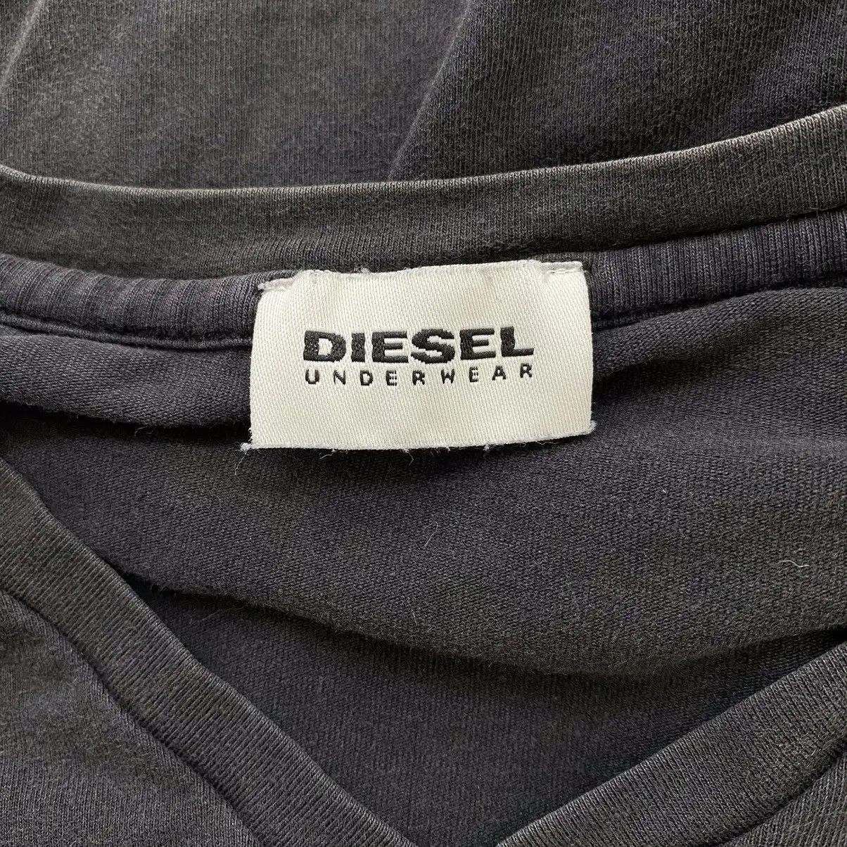 Diesel DIESEL ITALY Only The Brave Punk V Neck Tee Shirt Size S / US 4 / IT 40 - 6 Thumbnail