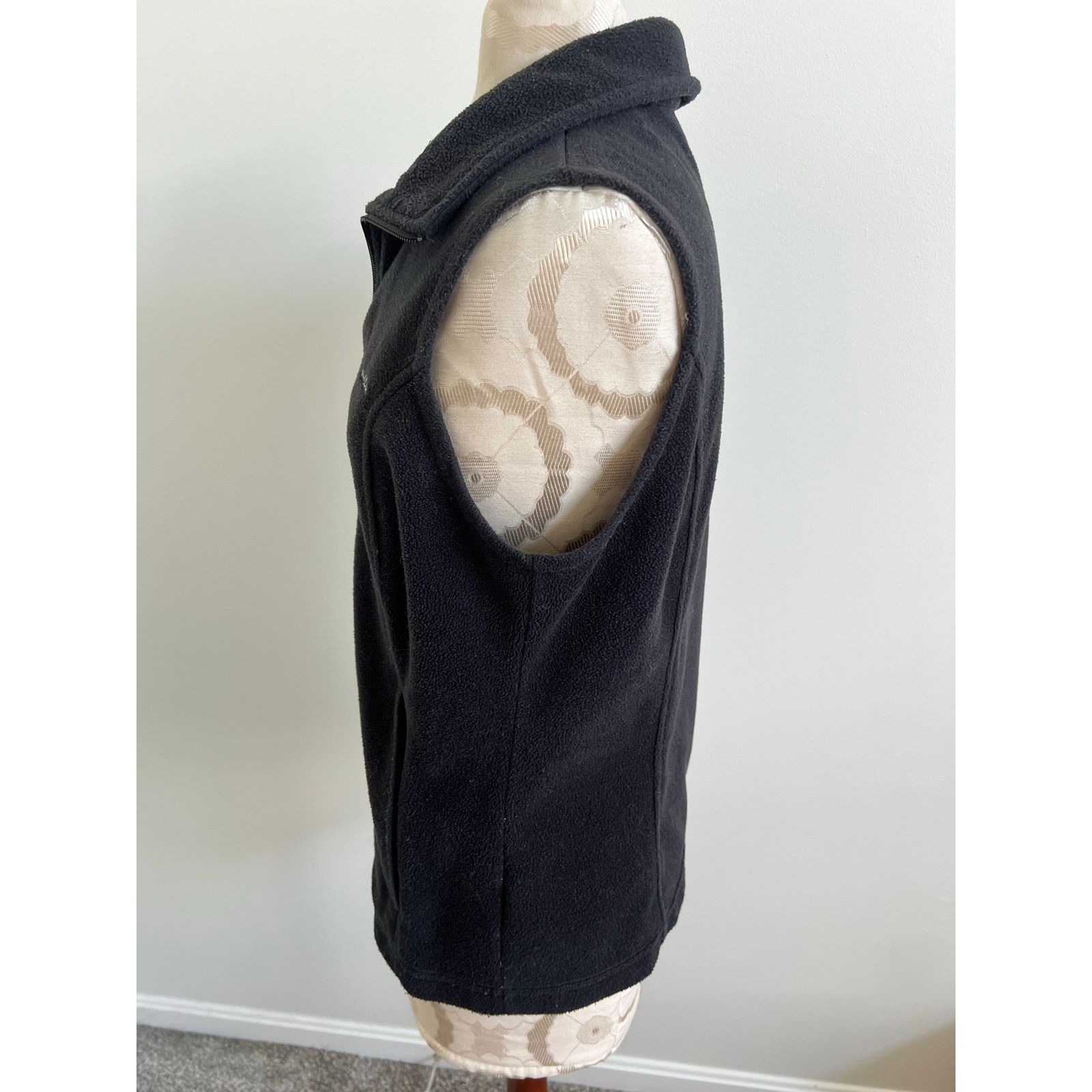 Columbia Columbia Full Zip Sleeveless Fleece Vest Zip Pockets Medium Size M / US 6-8 / IT 42-44 - 4 Thumbnail