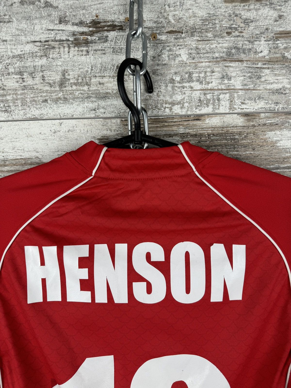 Under Armour Mens Vintage Wales Henson 12 Home rugby union shirt jersey Size US S / EU 44-46 / 1 - 13 Thumbnail