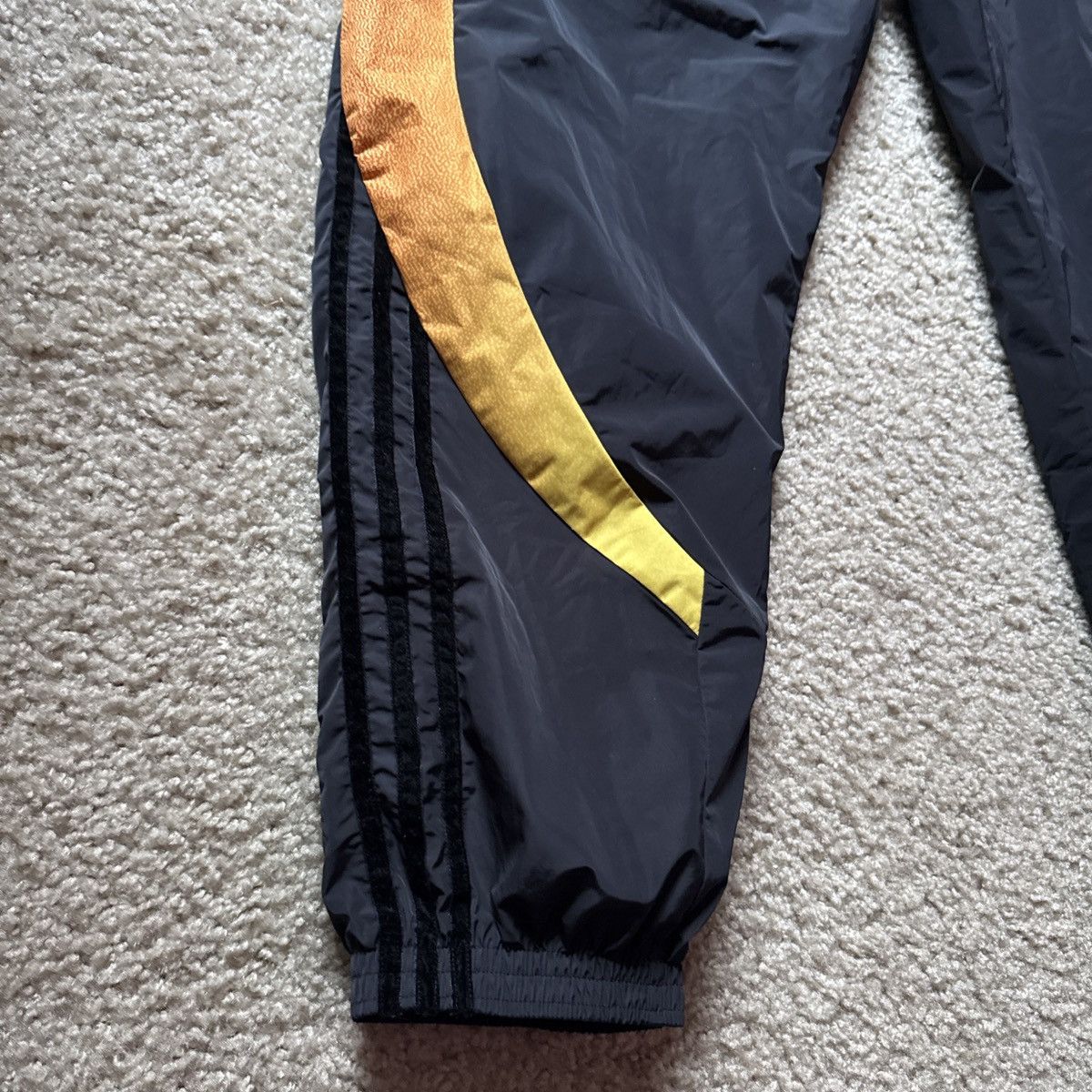 Adidas Adidas track pants Size US 36 / EU 52 - 7 Thumbnail